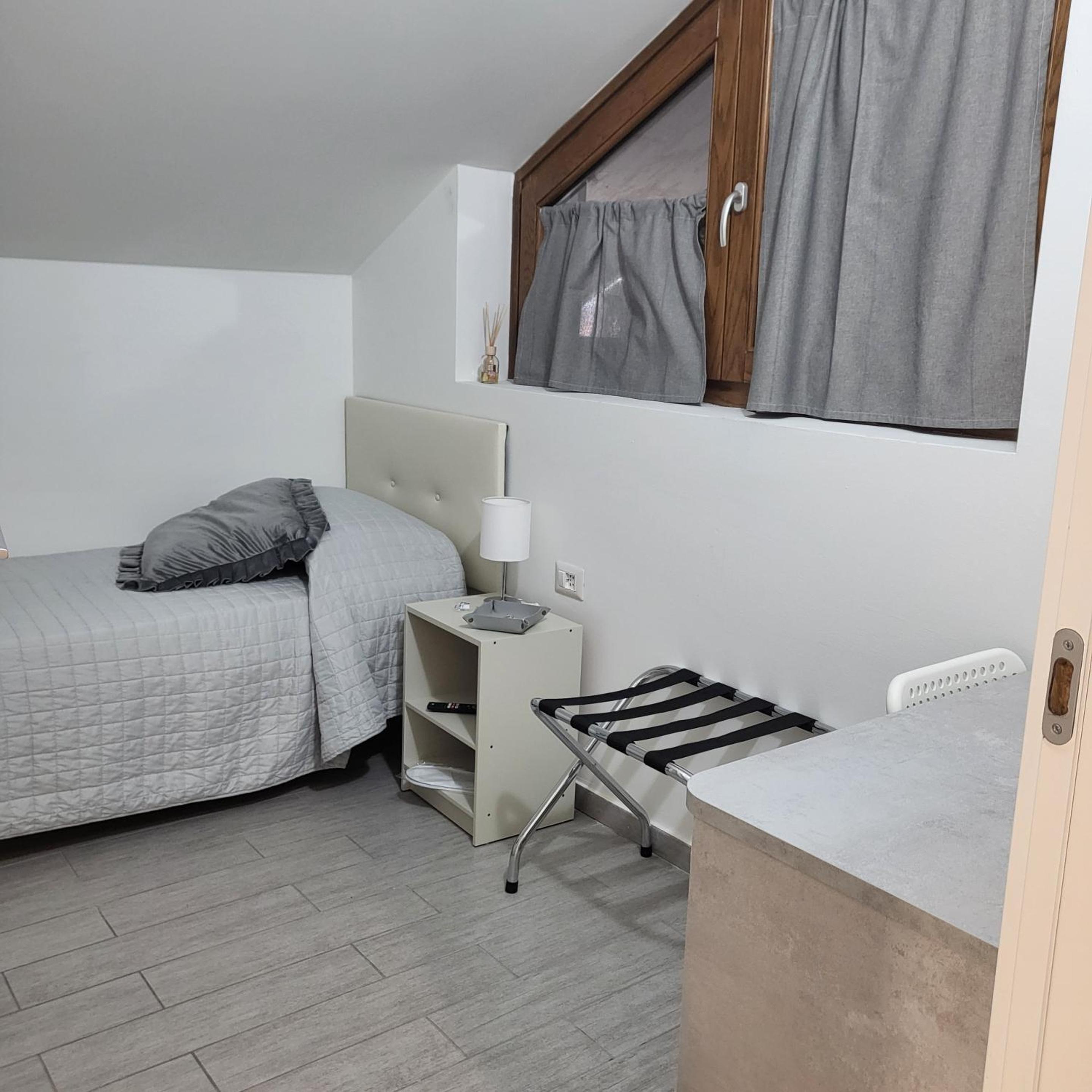 Single Room with Shower