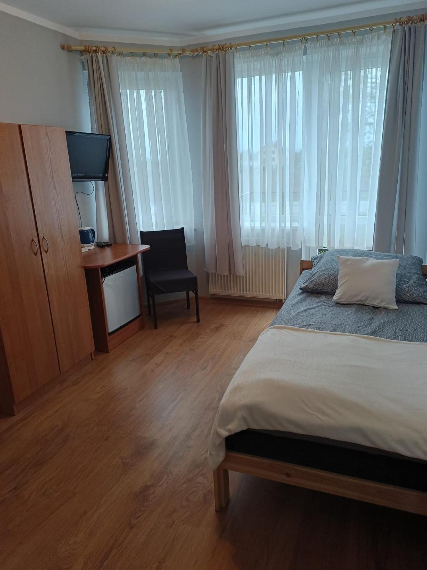Small Single Room photo 1