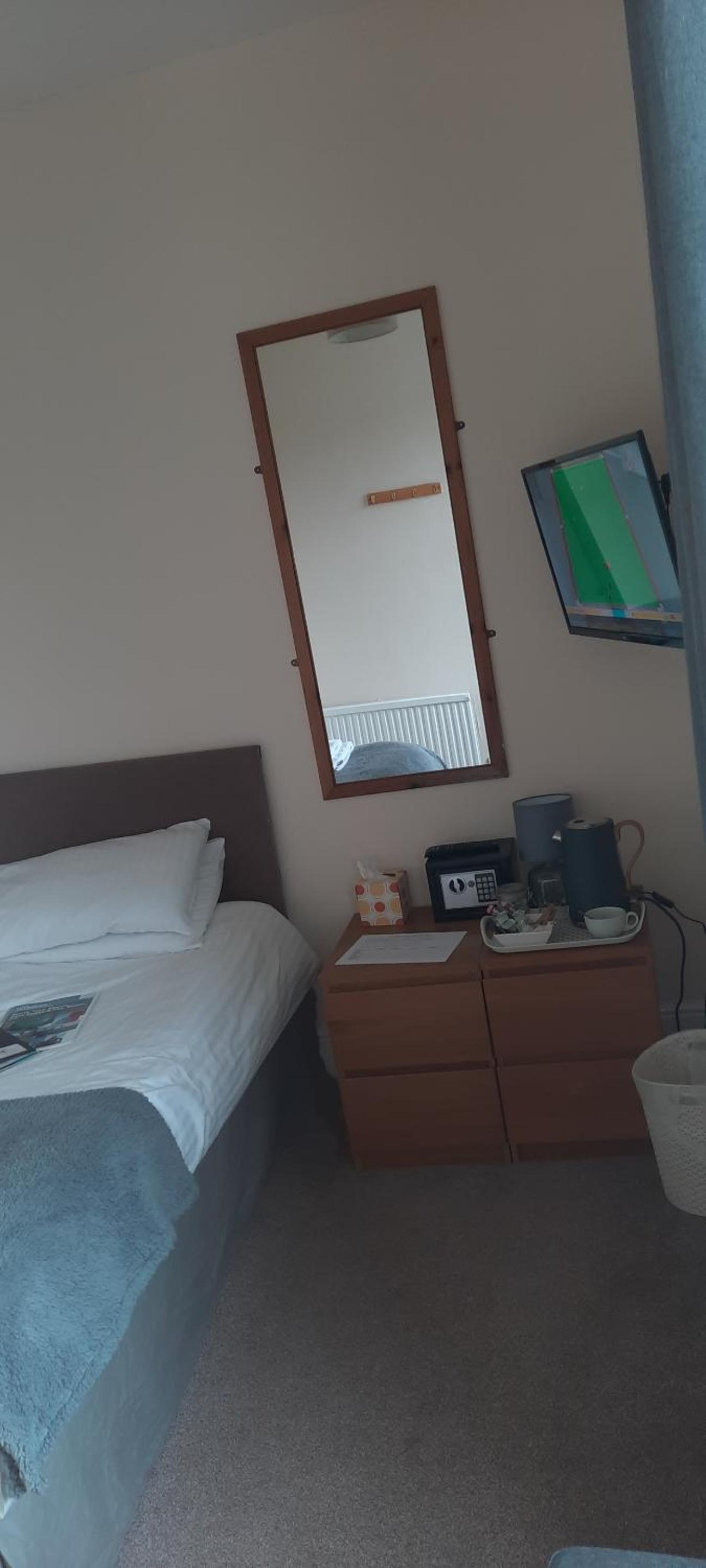 Single Room photo 1