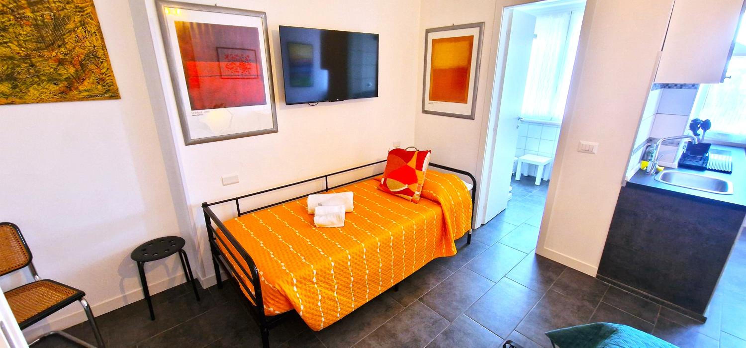 Triple Room with Private Bathroom photo 3