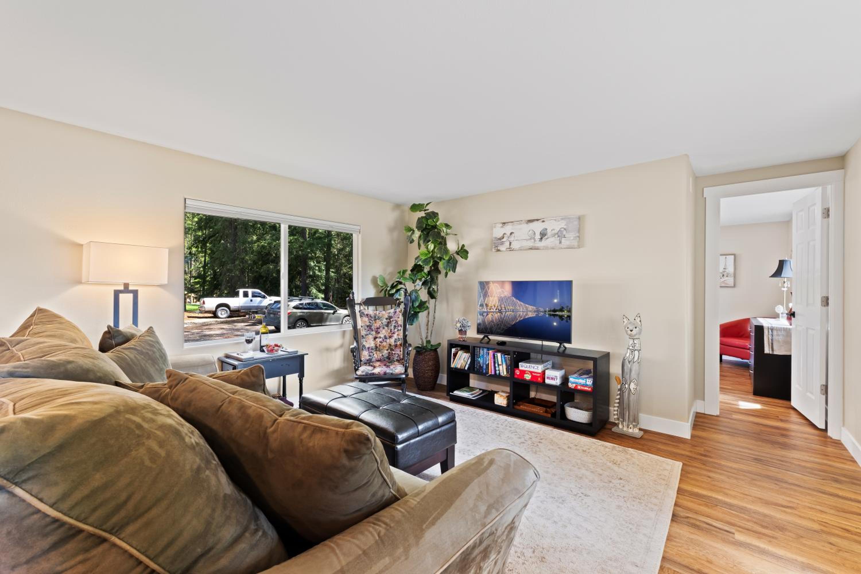 Two-Bedroom House photo 3