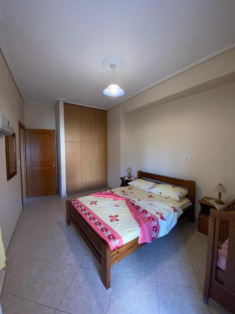 Deluxe Room (2 Adults + 1 Child)