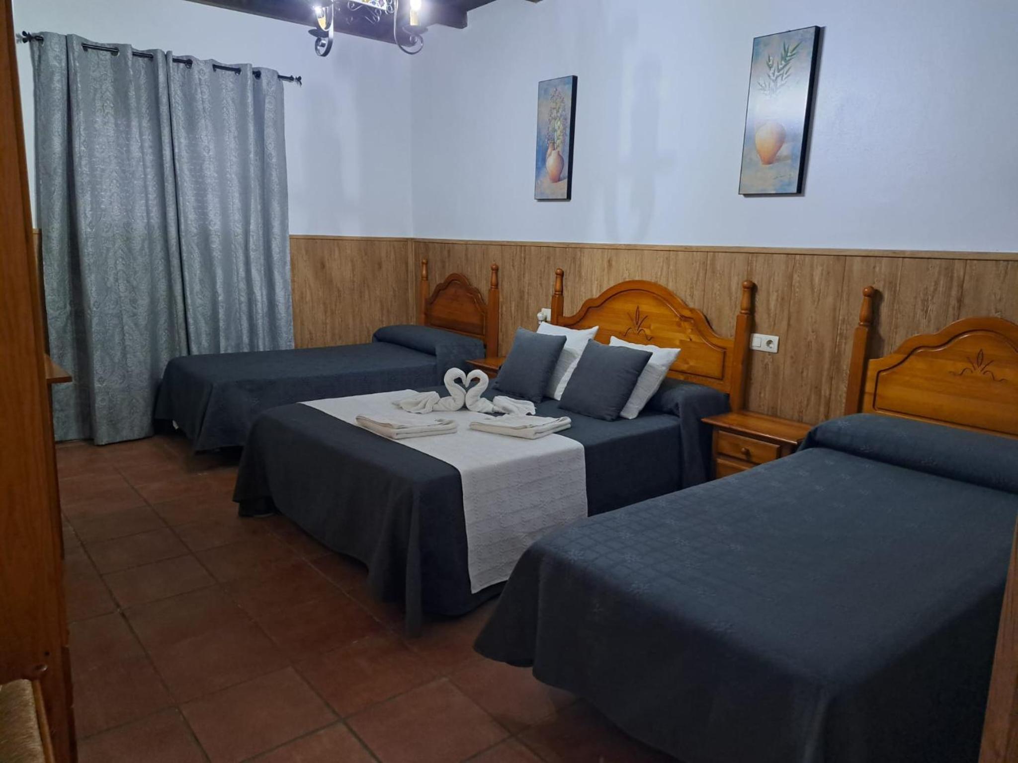 Habitación Doble o con Dos Camas
