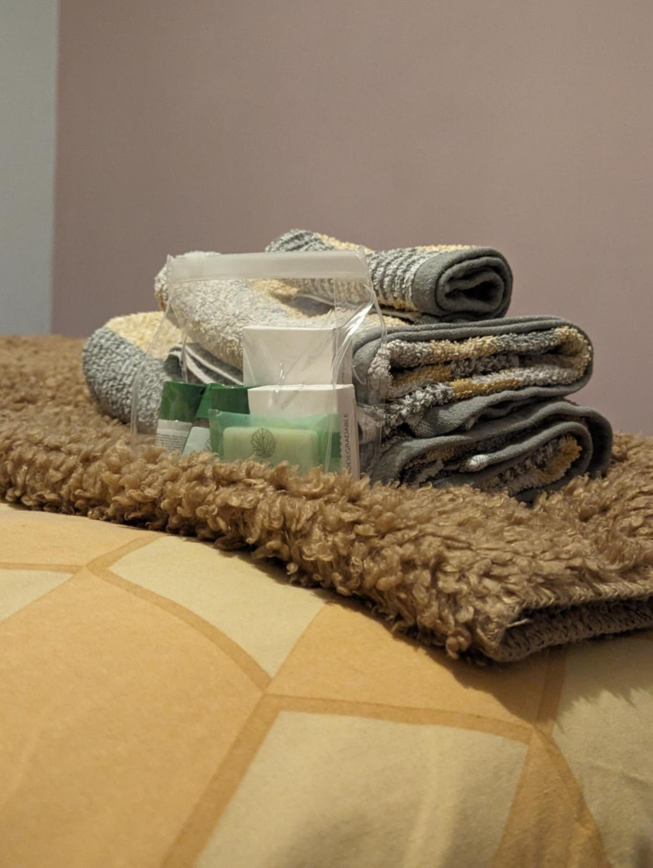 Double Room With Shared Bathroom photo 2