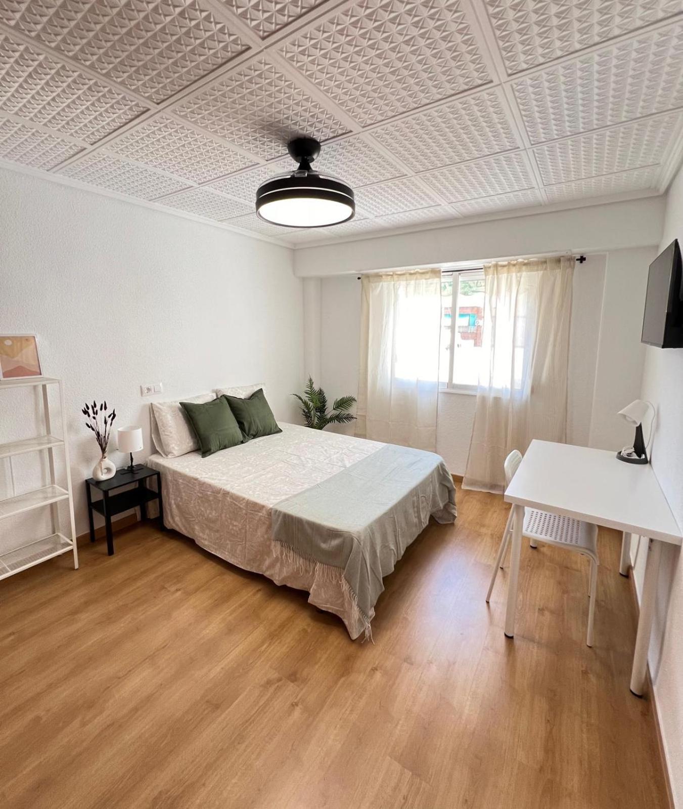 Habitación doble con baño compartido