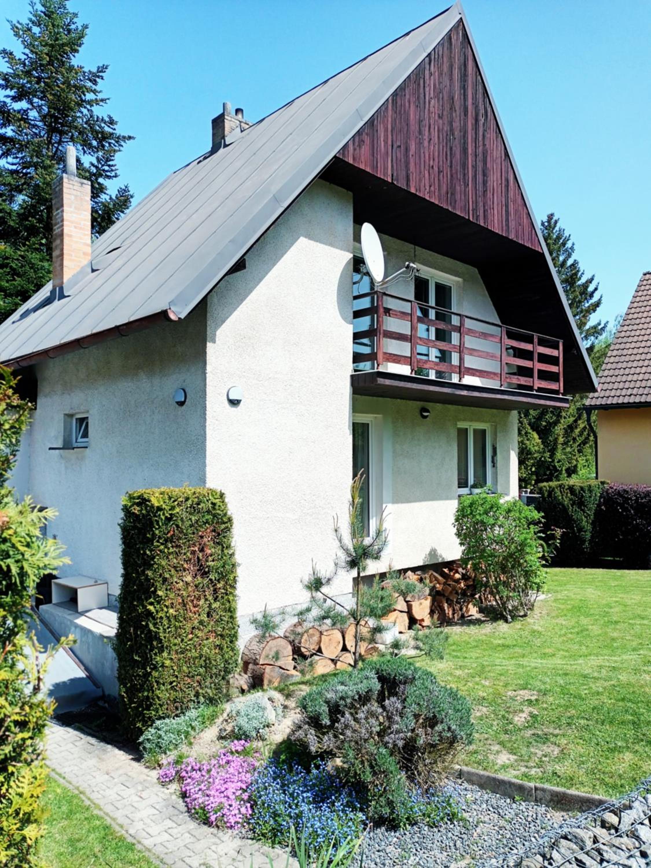 Three-Bedroom Vacation Home  photo 2