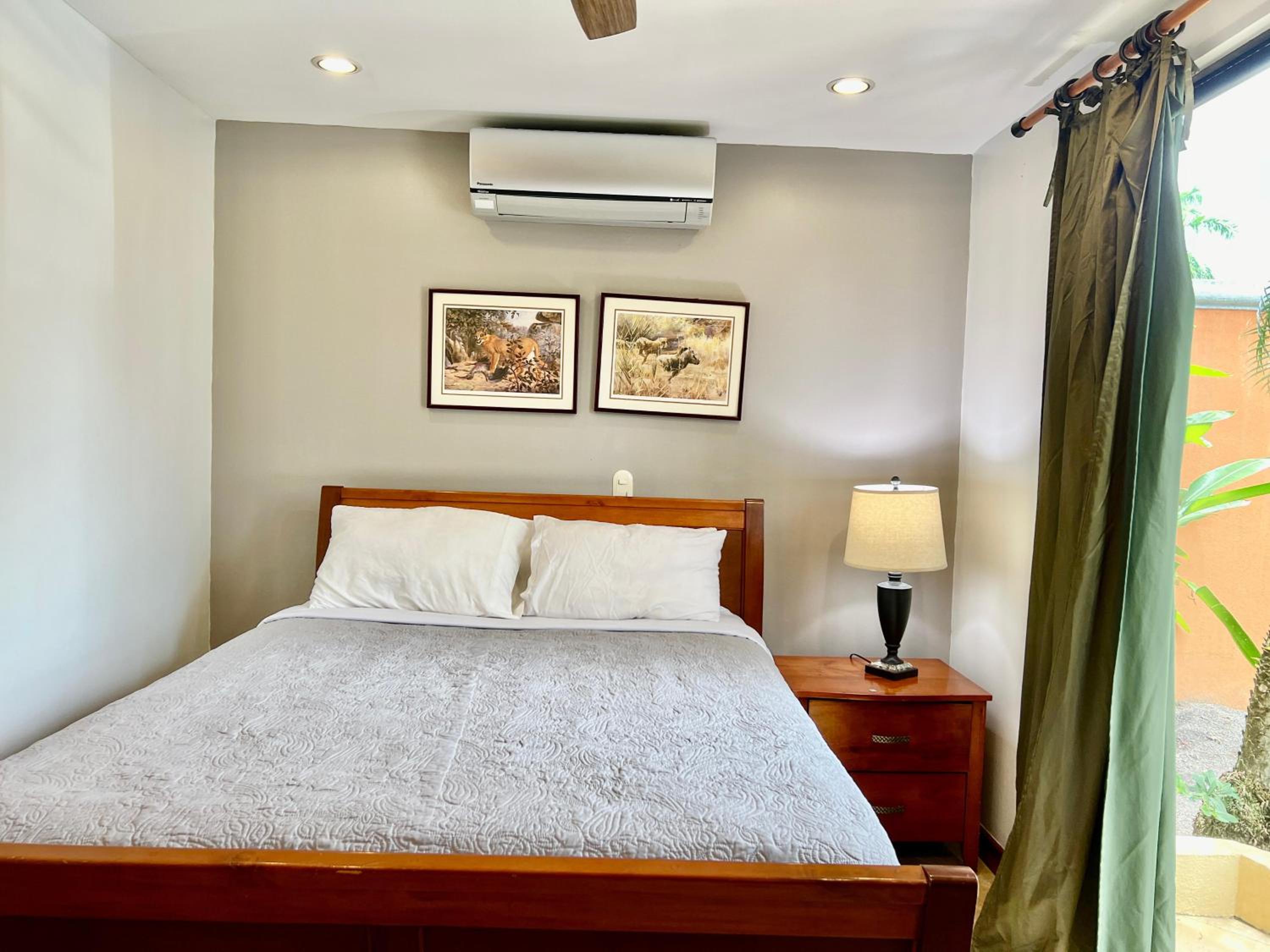Two-Bedroom Apartment with Garden View - Photo 18