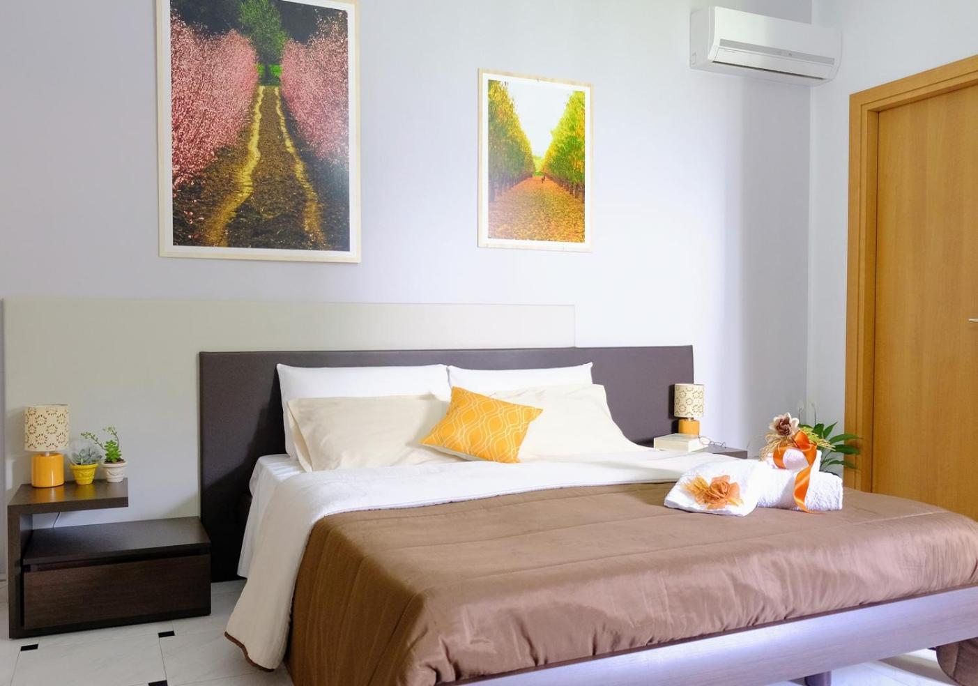 Quadruple Room with Private Bathroom - Photo 20