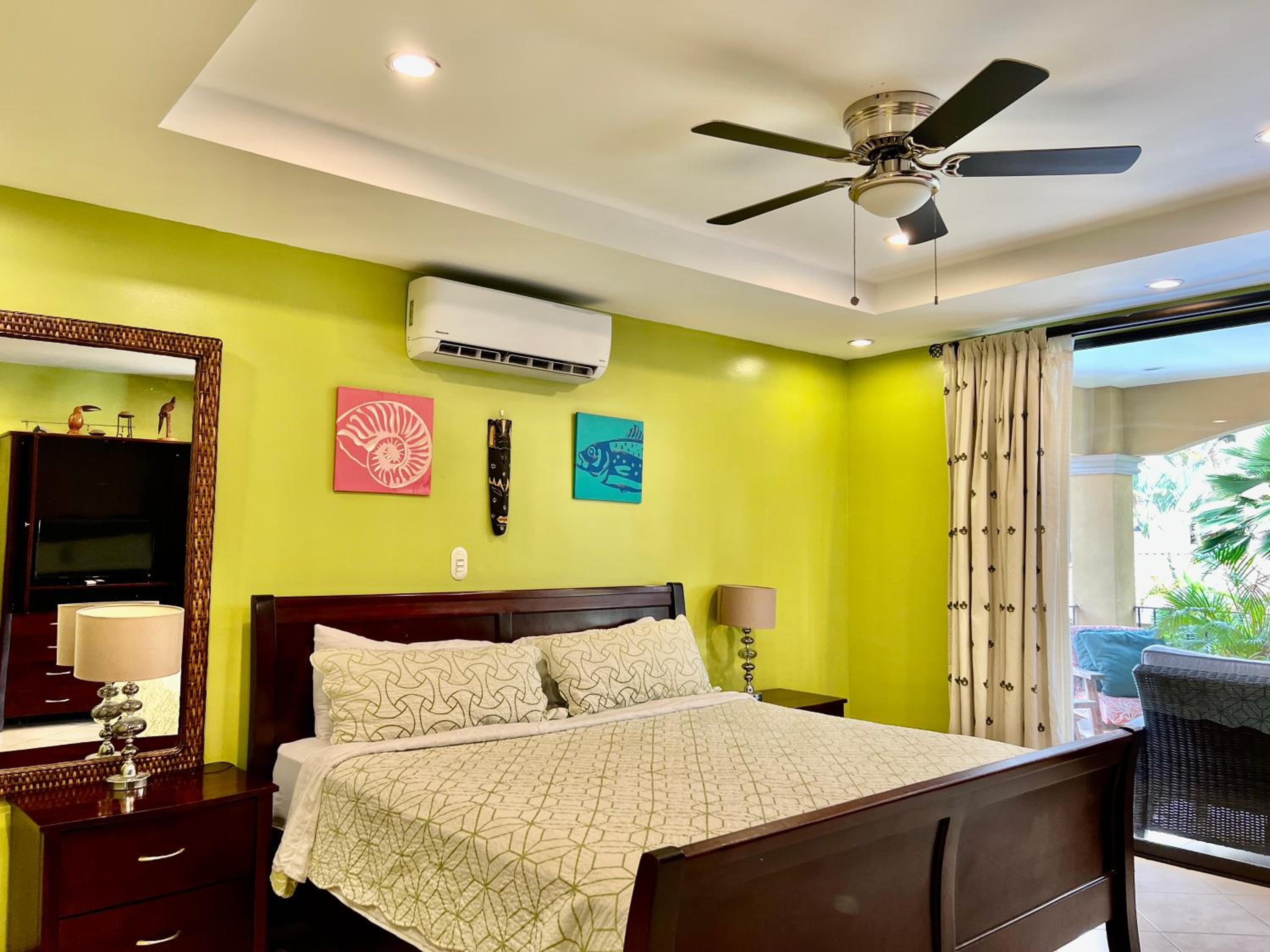 Two-Bedroom Apartment with Balcony - Photo 3