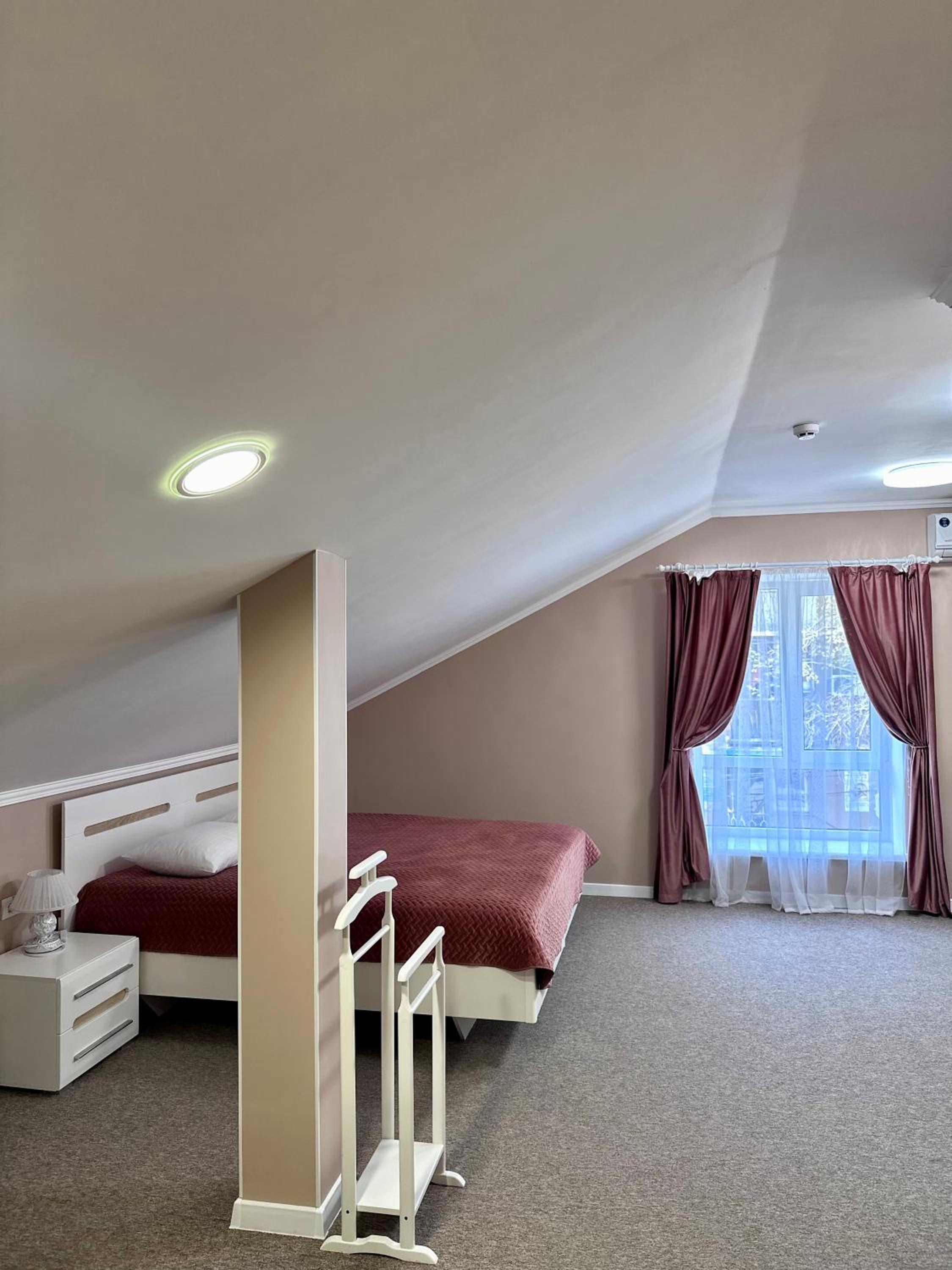 Deluxe Double Room with Extra Bed photo 1