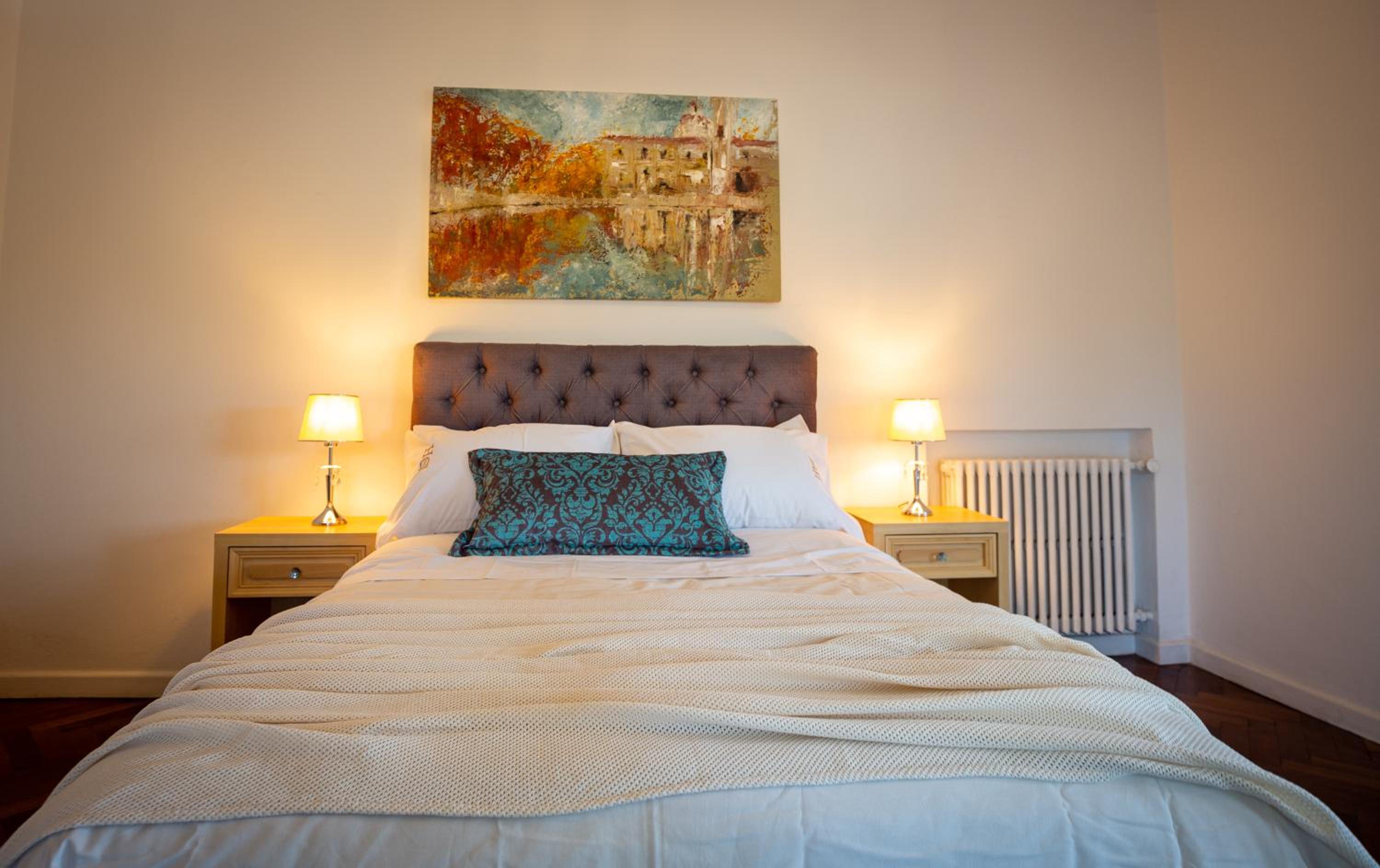 Deluxe Double Room with Balcony photo 3