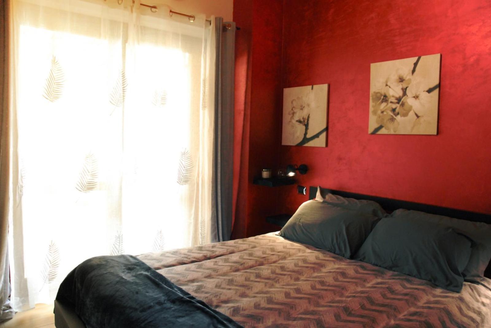 Family Room with Terrace photo 2