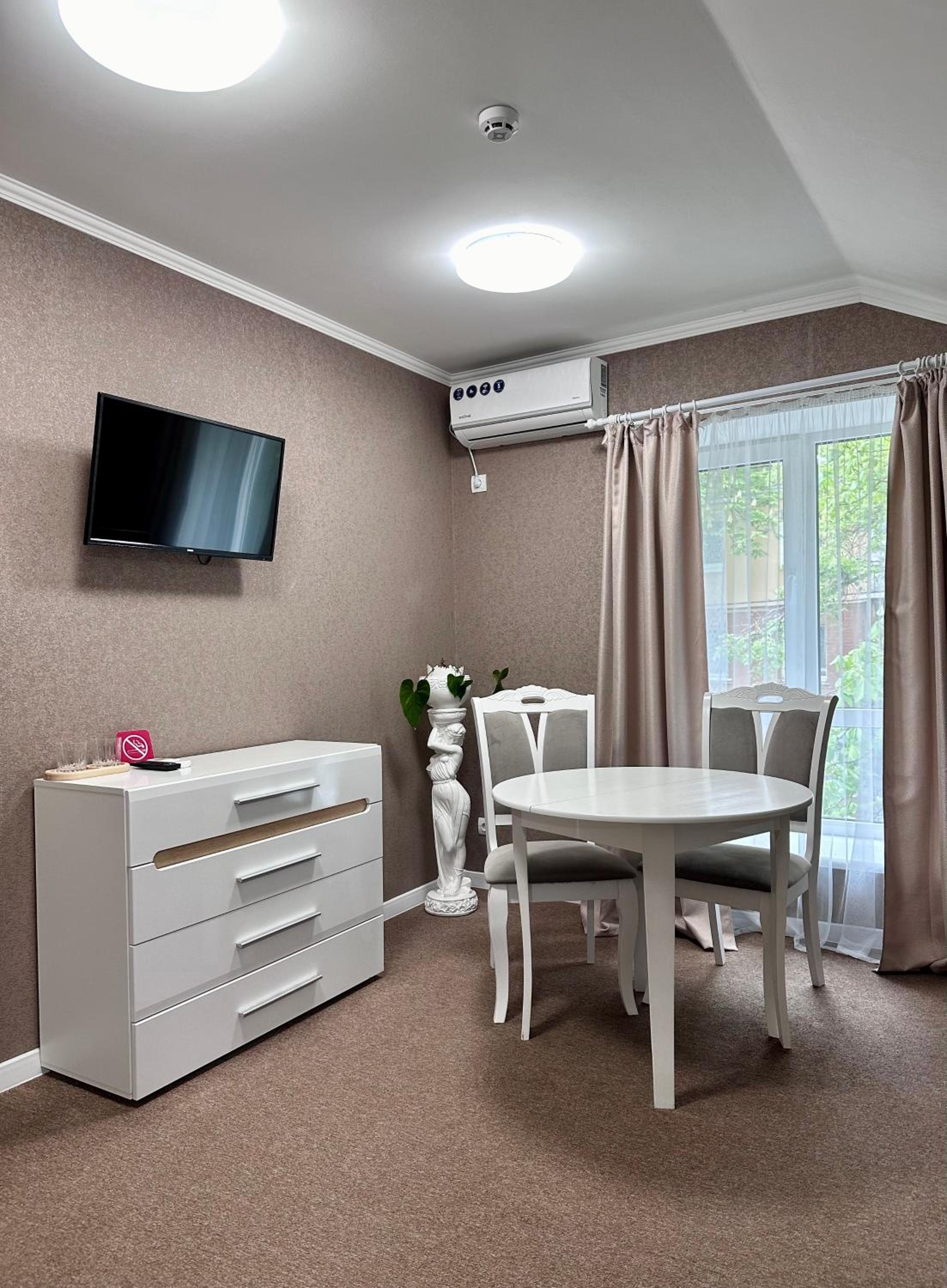 Double or Twin Room with Extra Bed photo 1