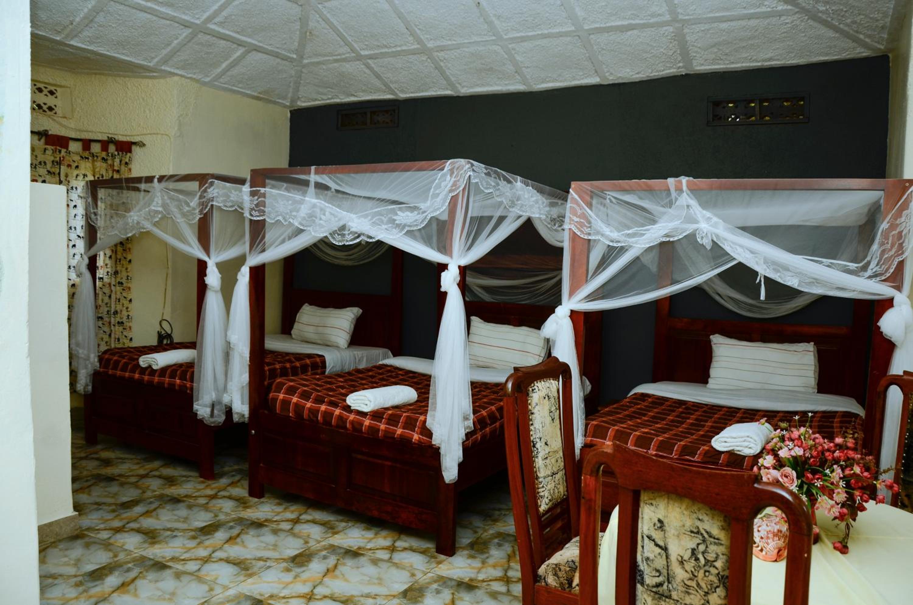Standard Triple Room - Photo 14