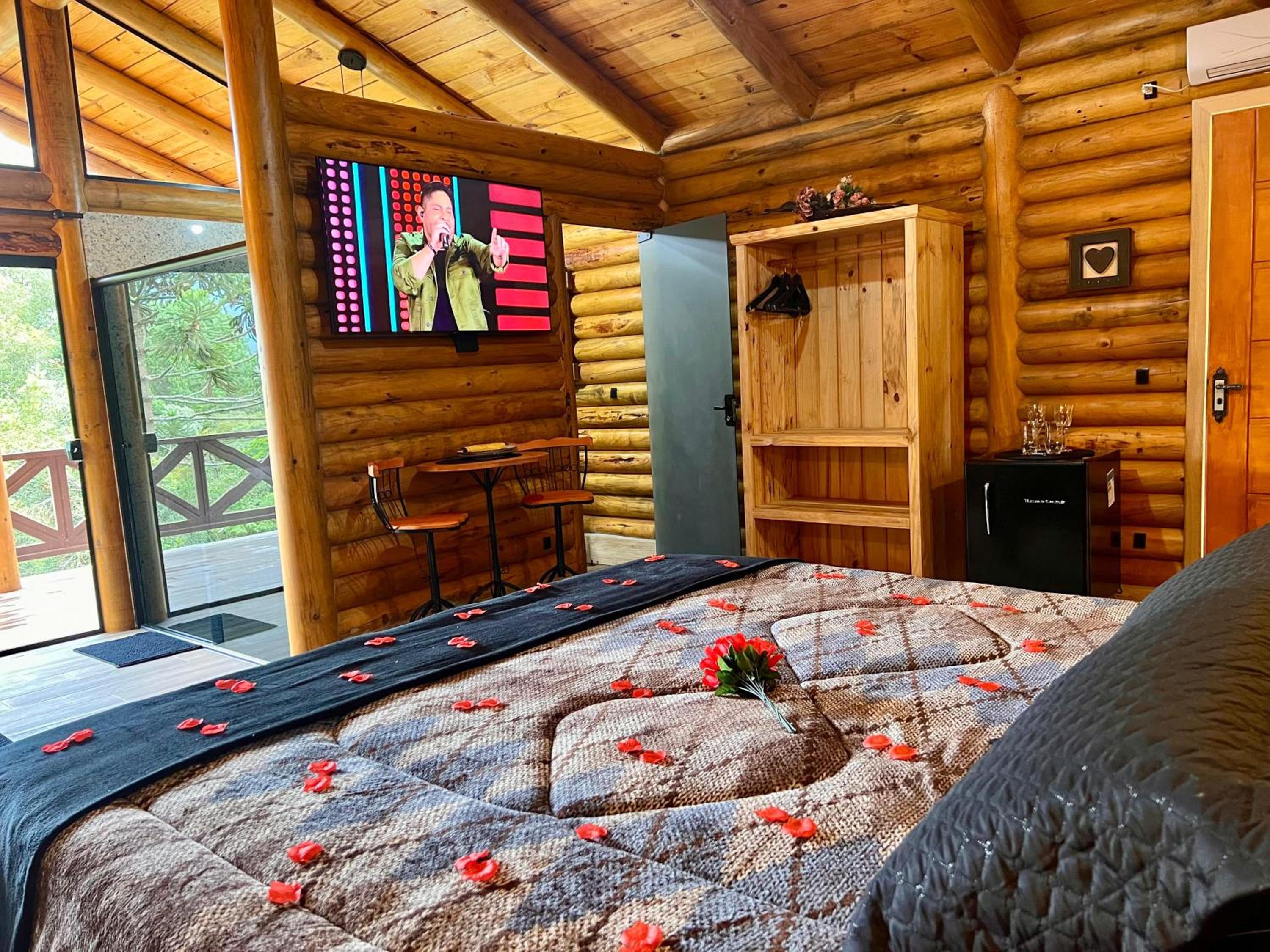 Superior Chalet photo 1