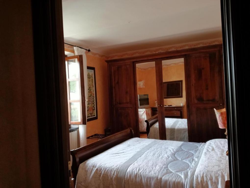 One-Bedroom Apartment with Terrace photo 1