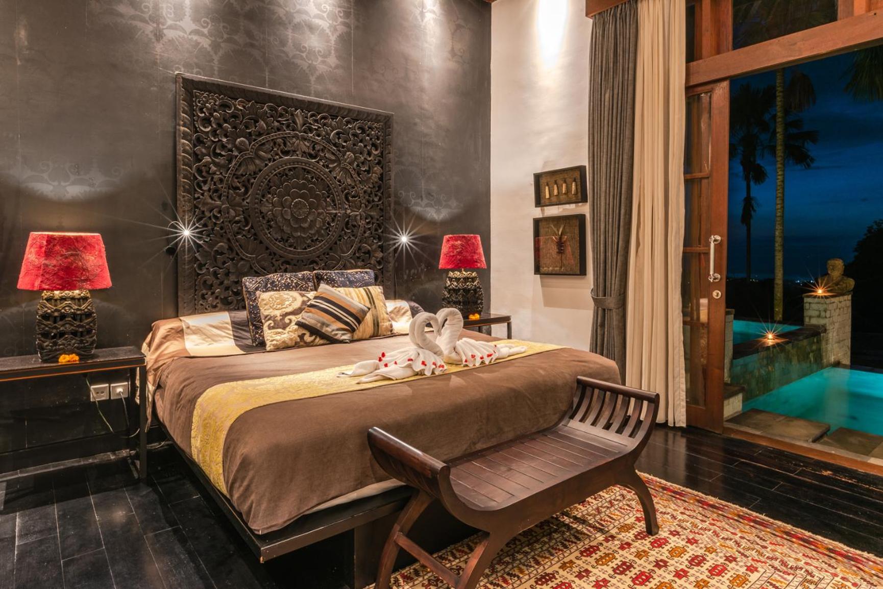 Three-Bedroom Villa - Photo 10