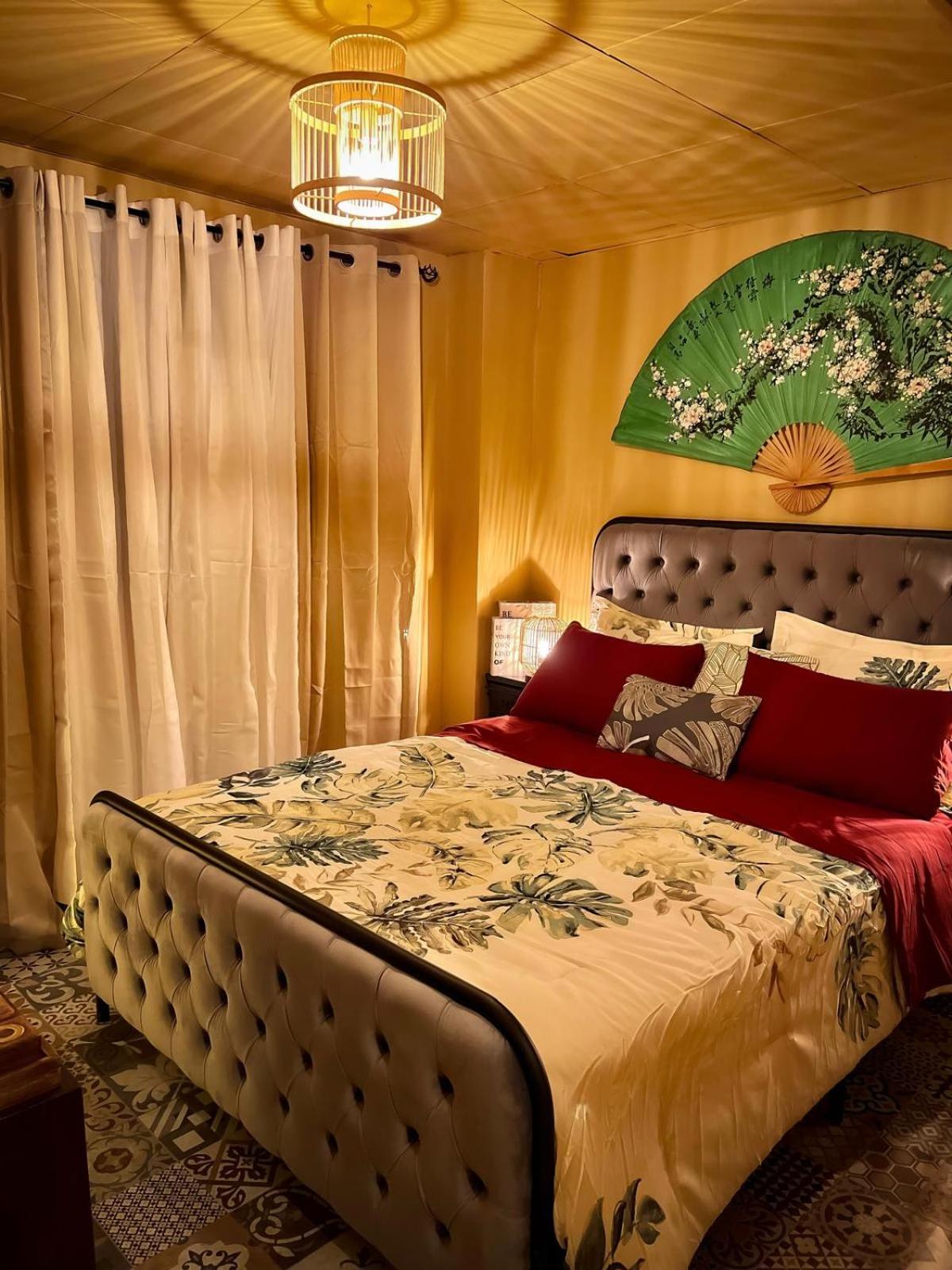 Standard Queen Room photo 1