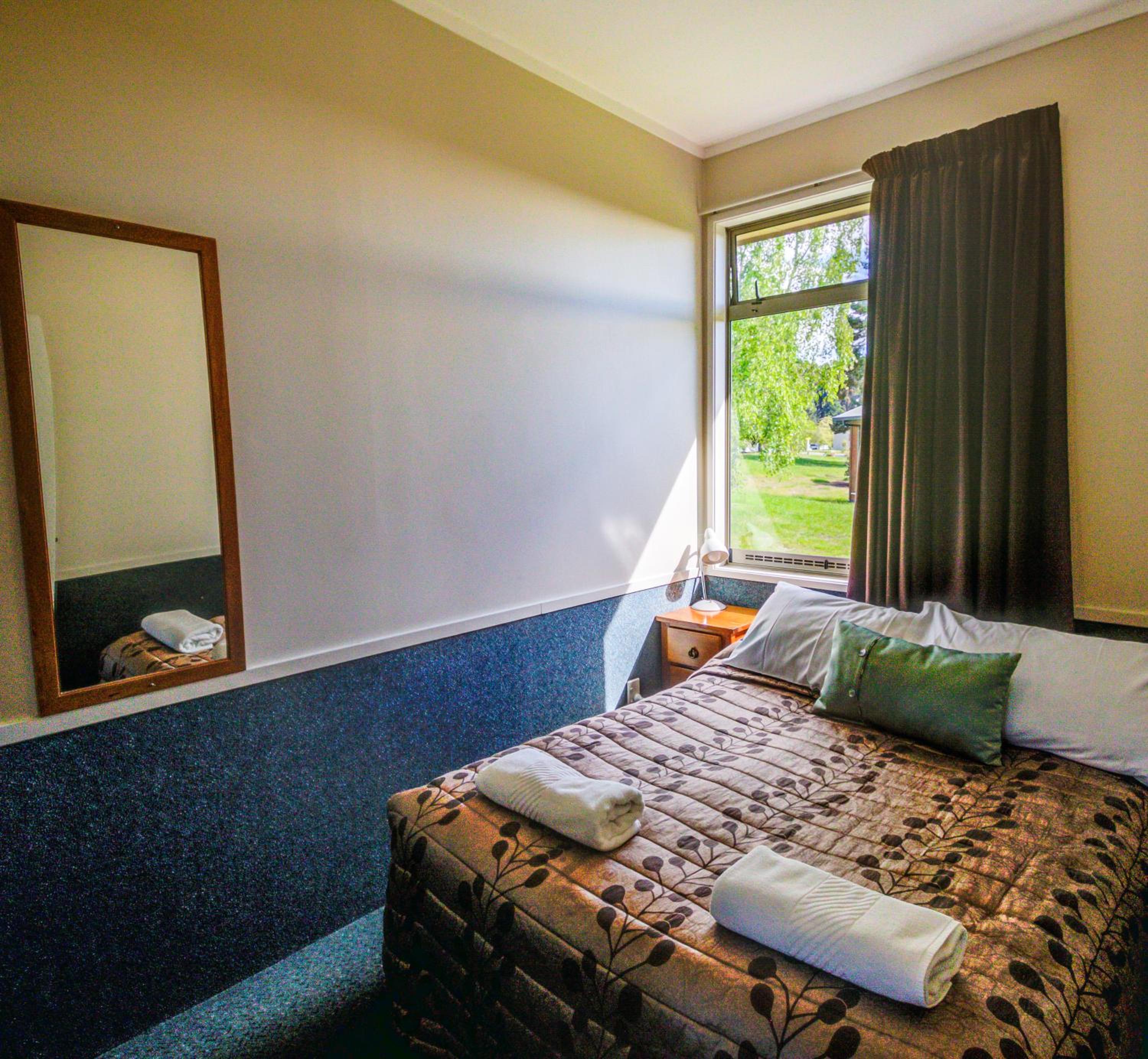Family Two Bedroom Suite with Park View - Photo 6
