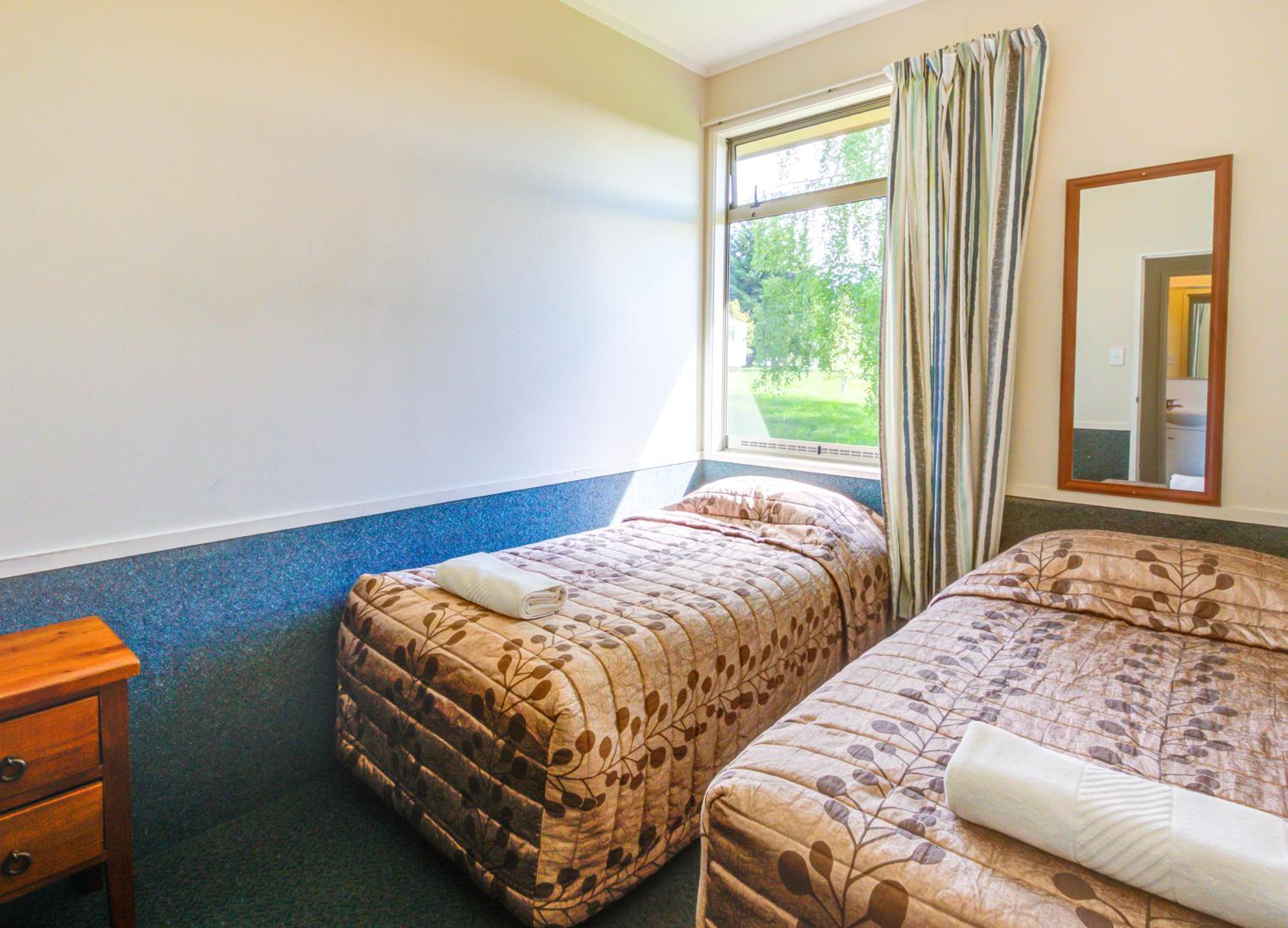 Family Two Bedroom Suite with Park View - Photo 31