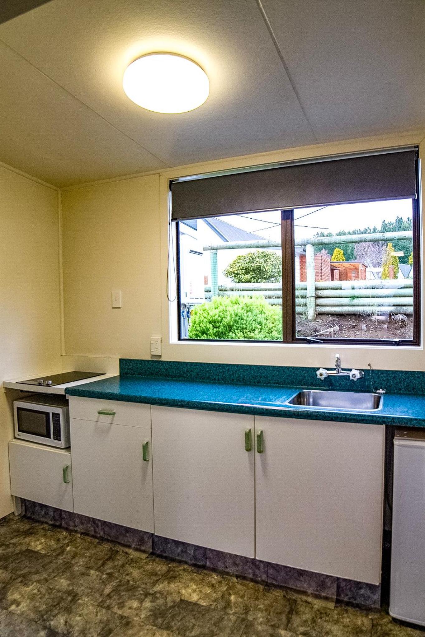 Family Studio with Lake View - Photo 11