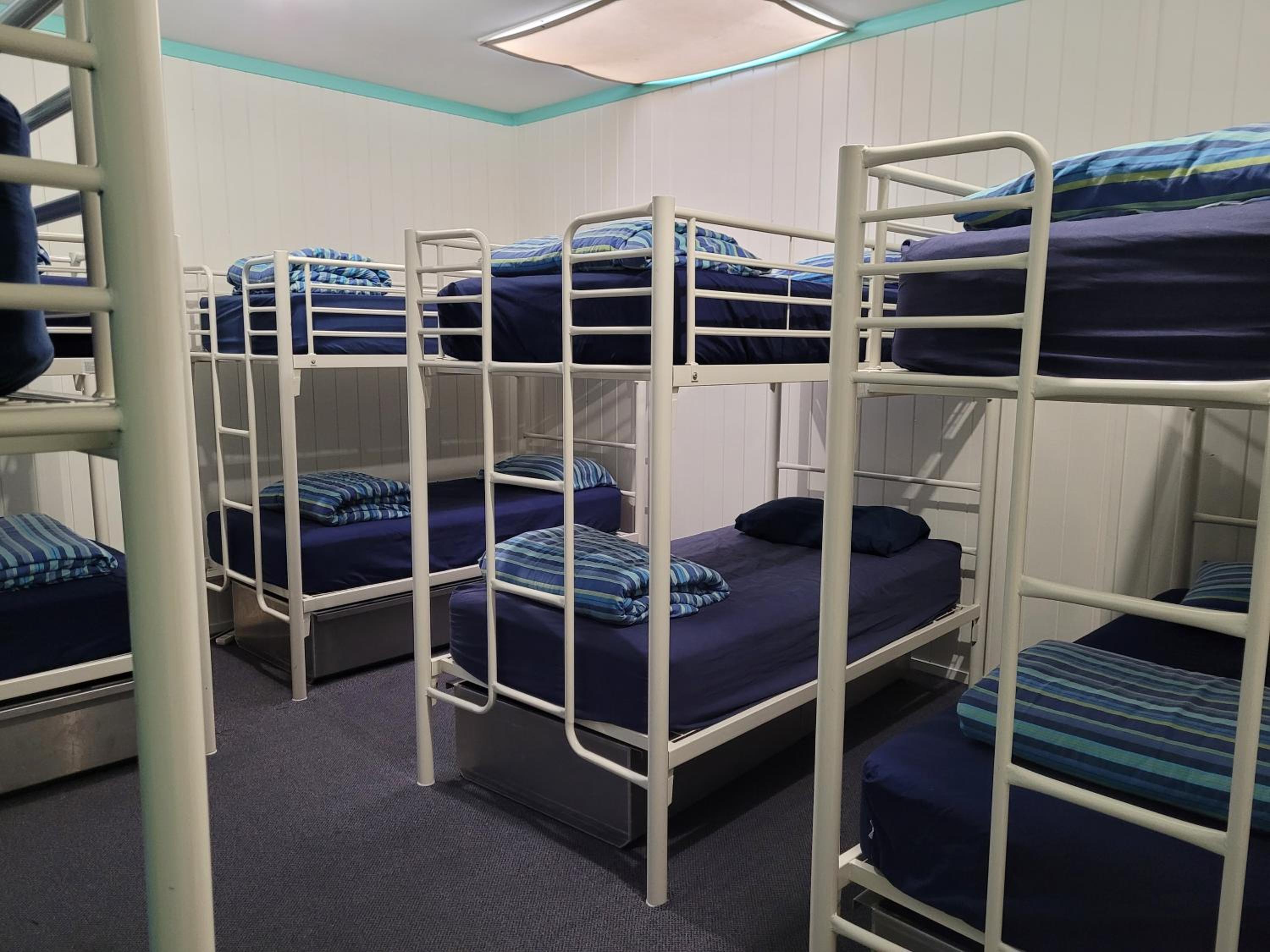 Bed in 10-Bed Mixed Dormitory Room photo 1