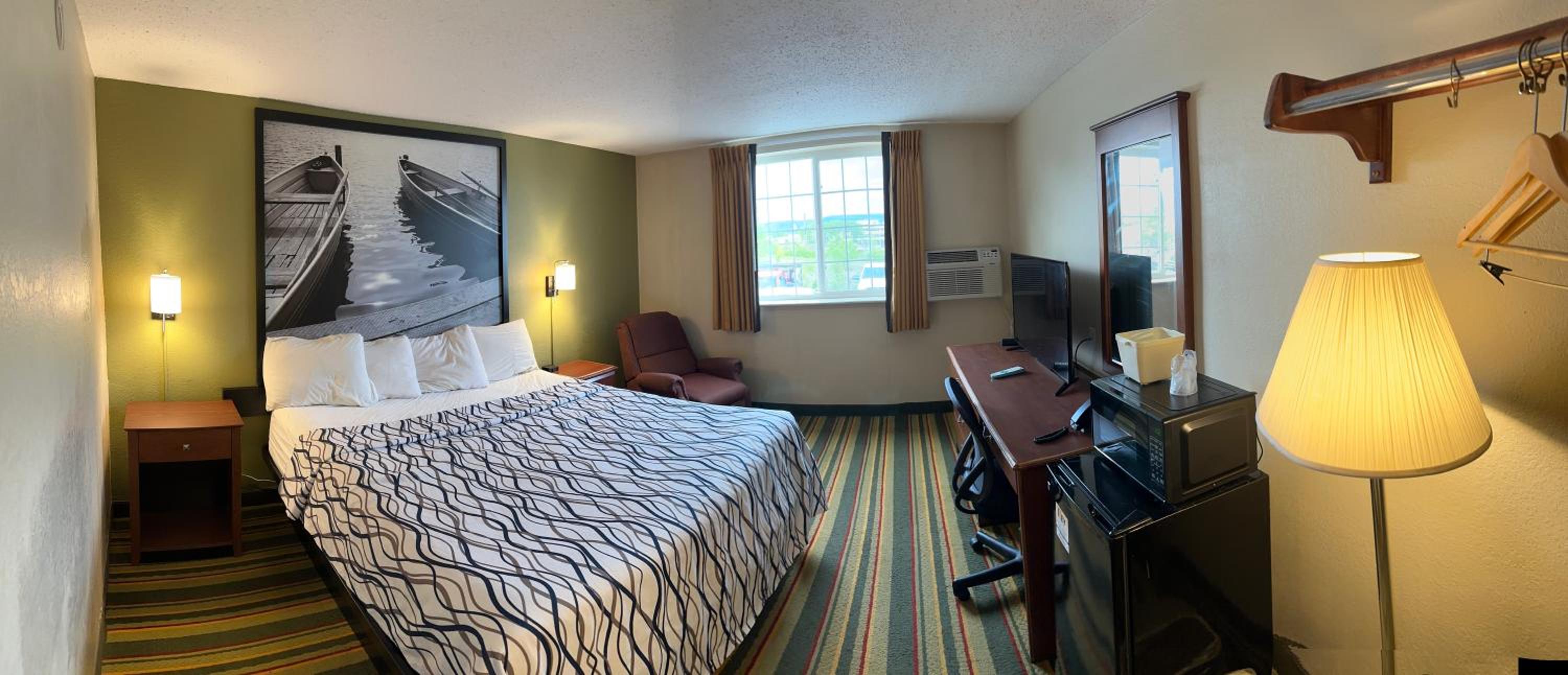 King Room- Non-Smoking - Photo 4