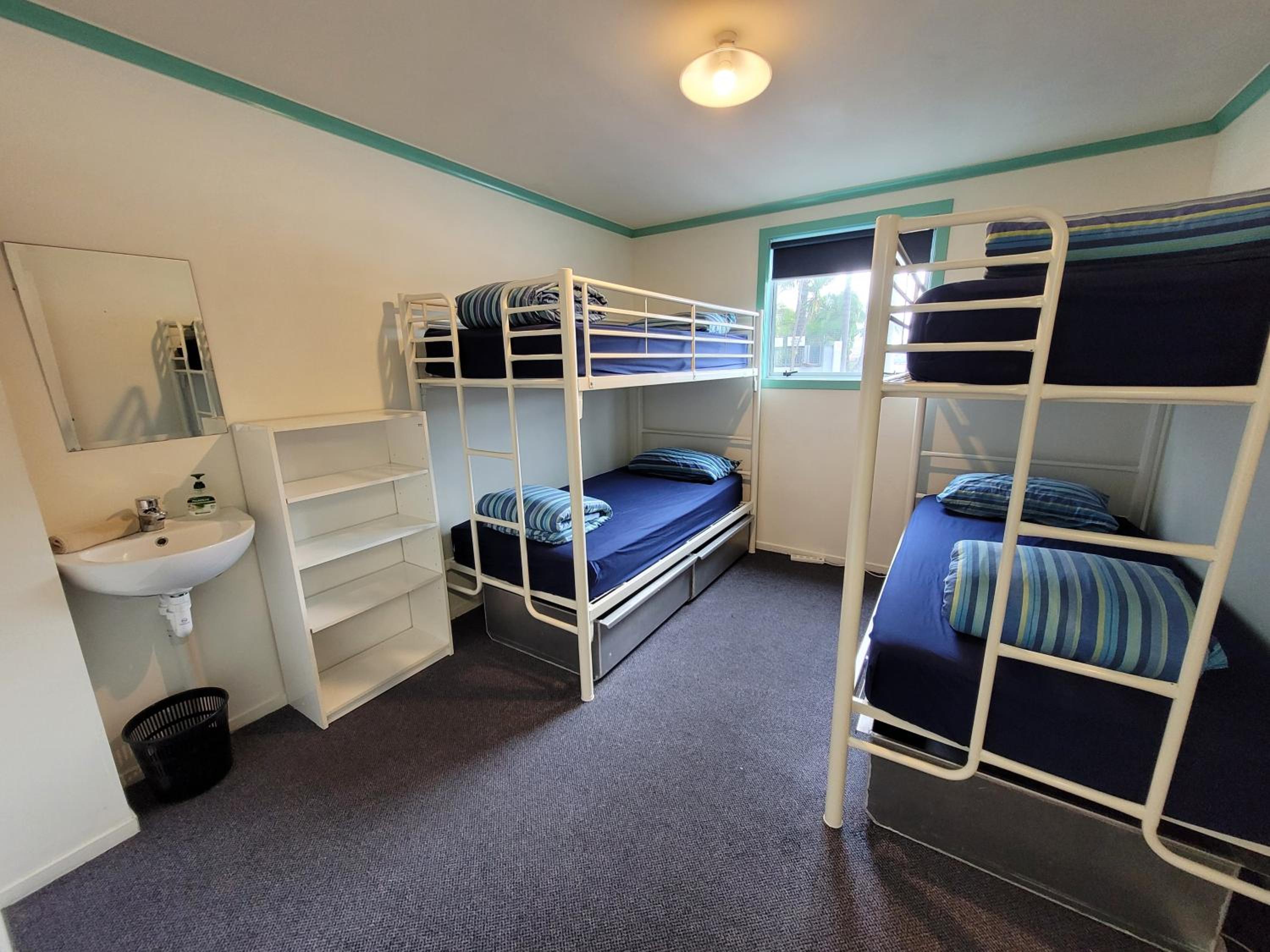 Bed in 4-Bed Mixed Dormitory Room photo 1