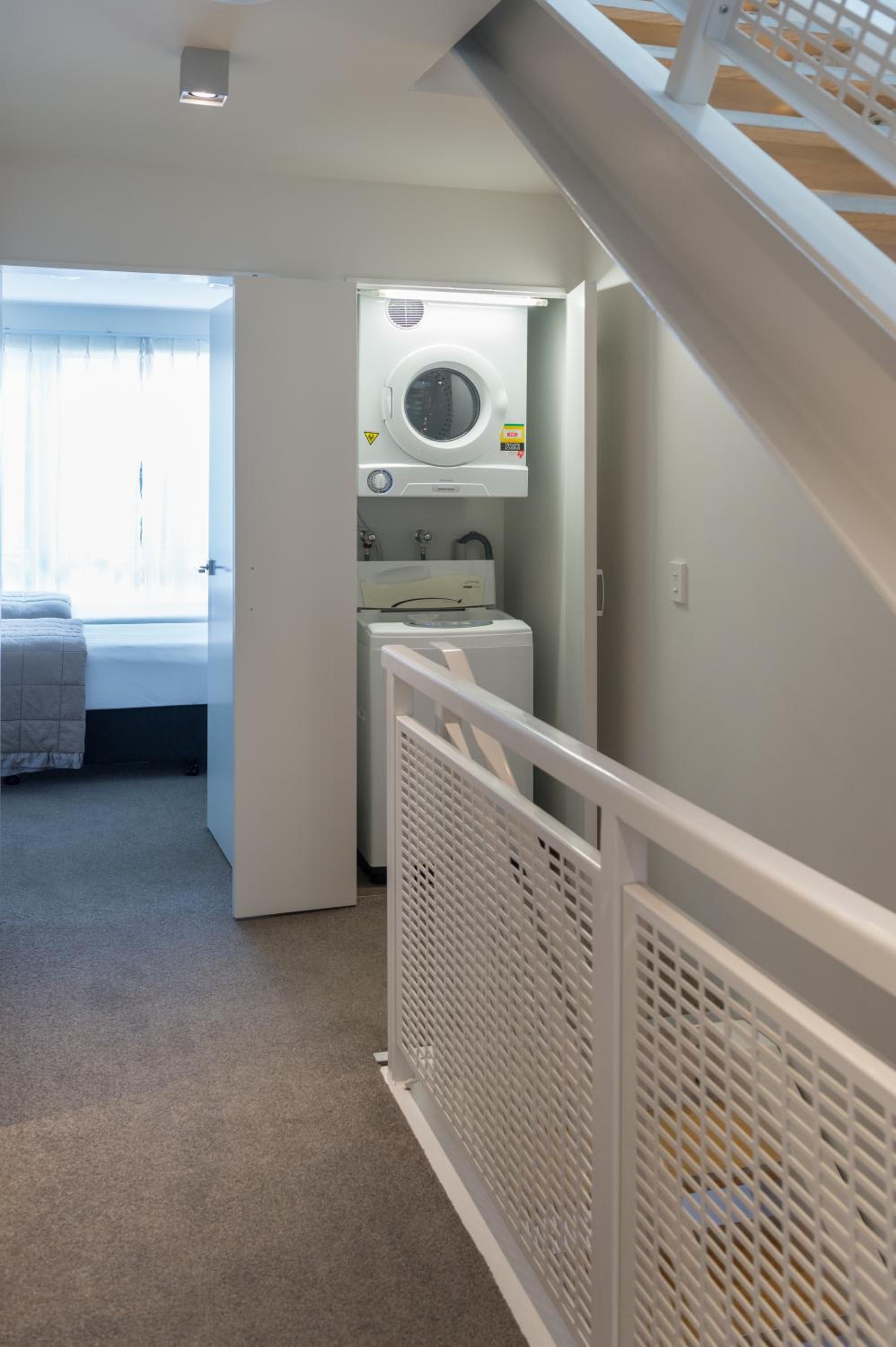 Four-Bedroom Townhouse - Photo 14