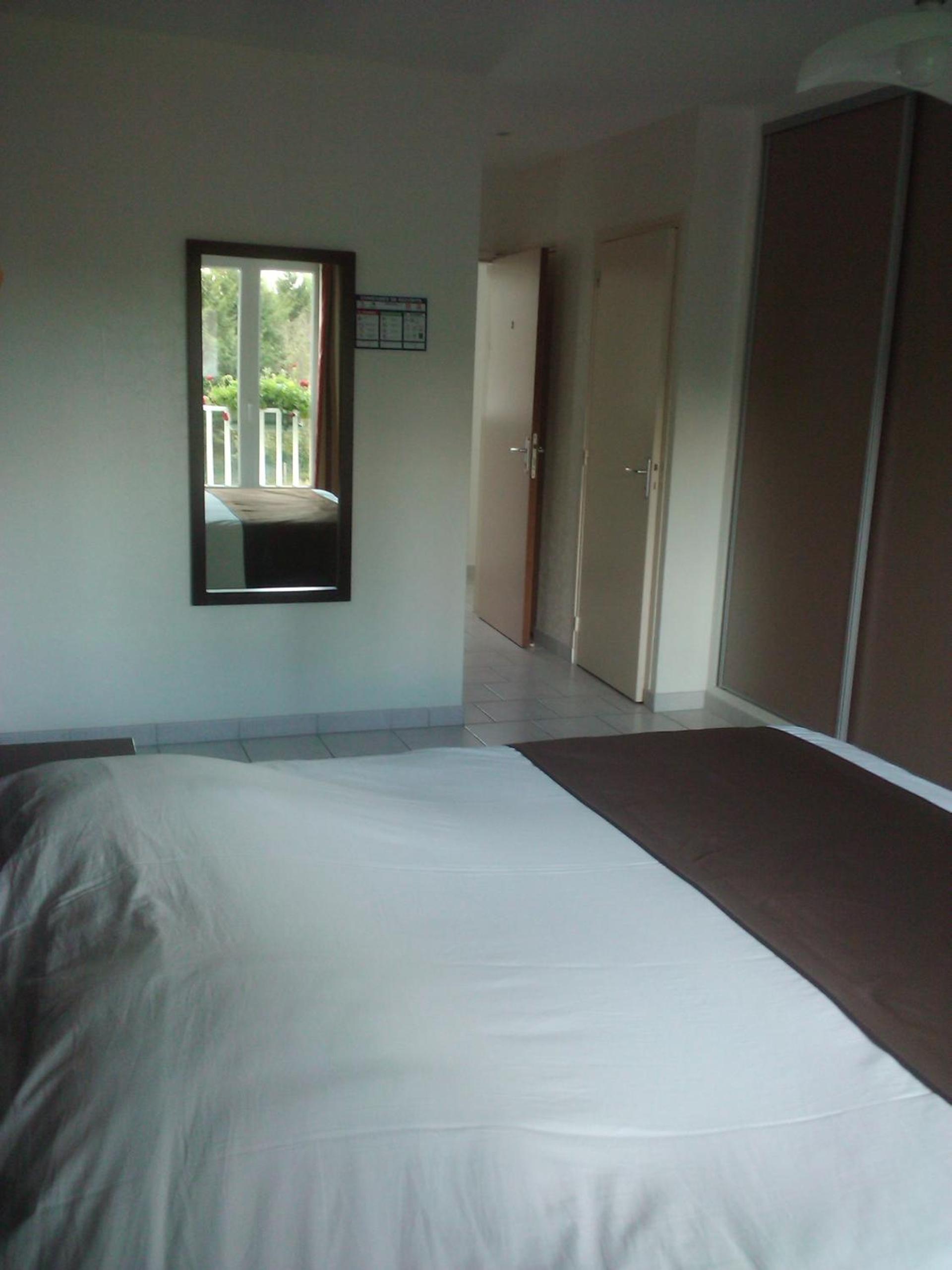 Standard Double Room - Photo 1