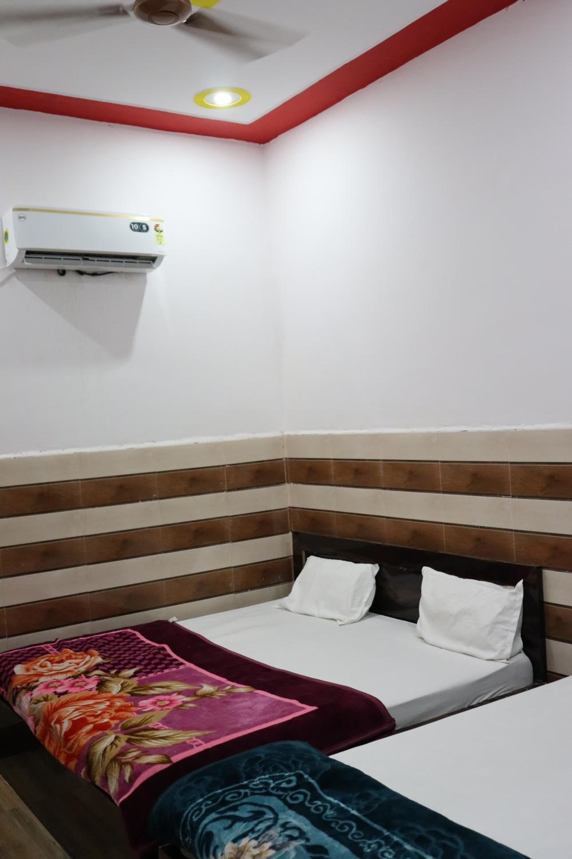 Deluxe Triple Room photo 3