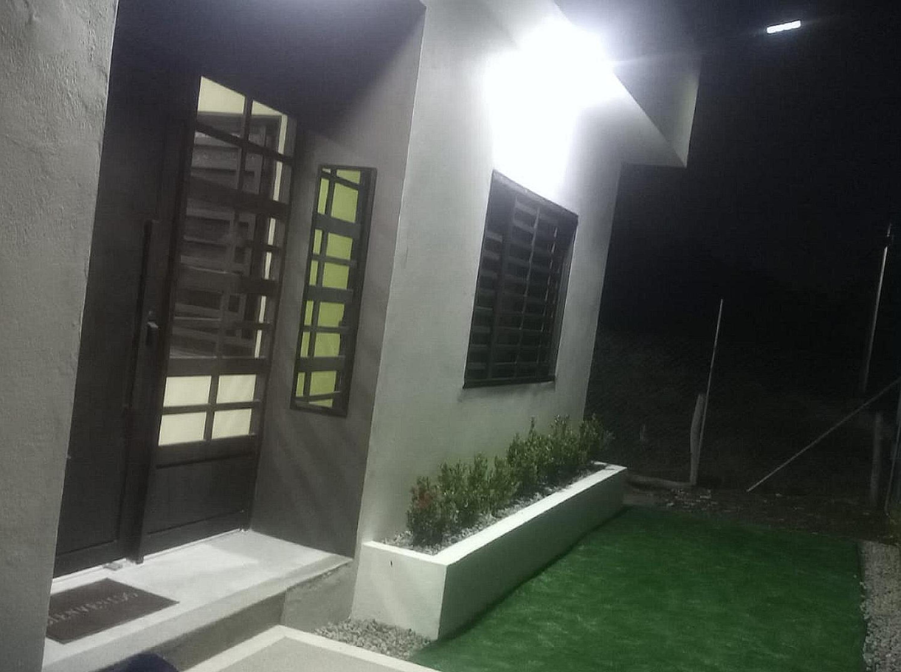 Four-Bedroom House photo 2