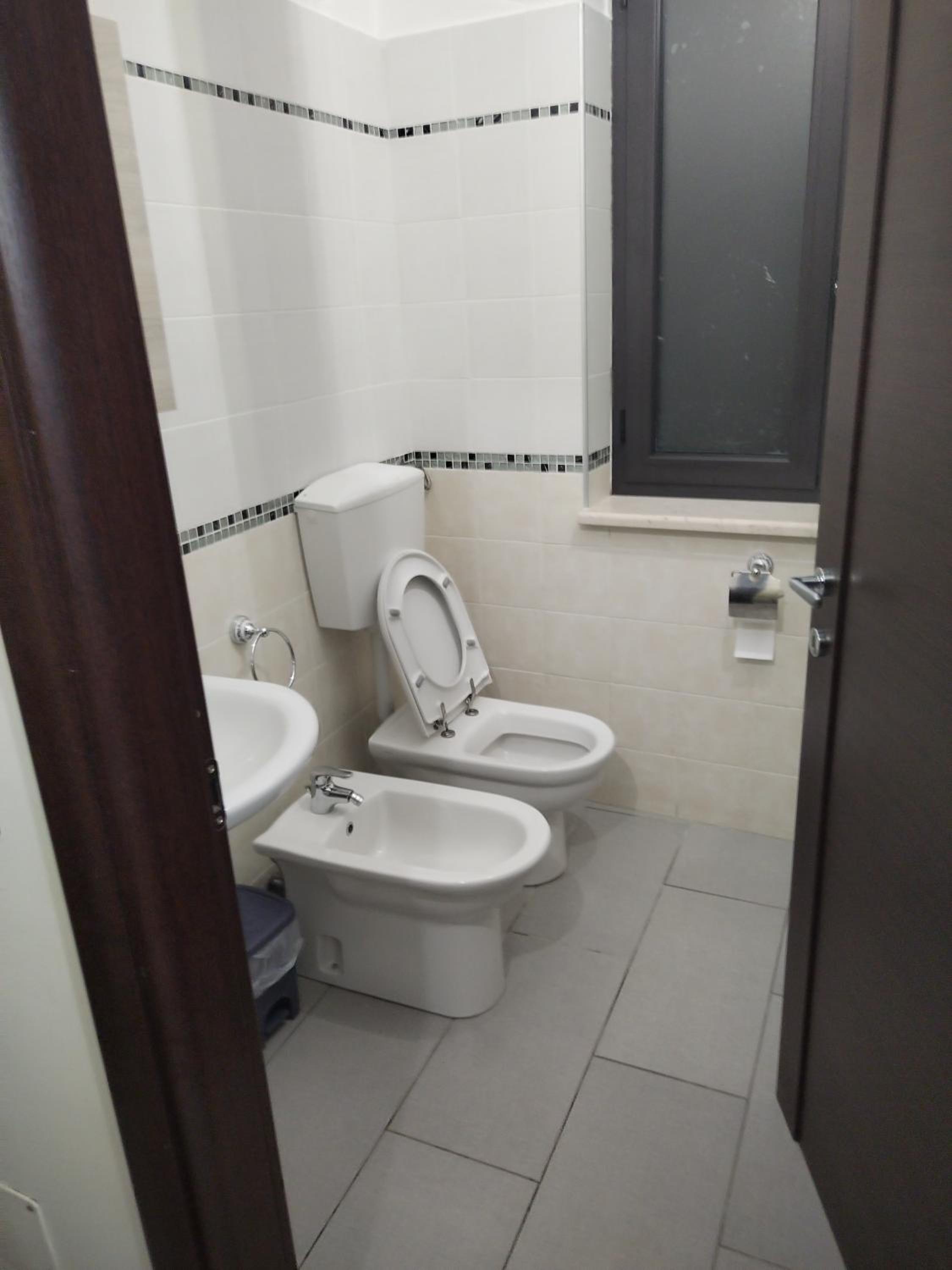 Basic Triple Room photo 3