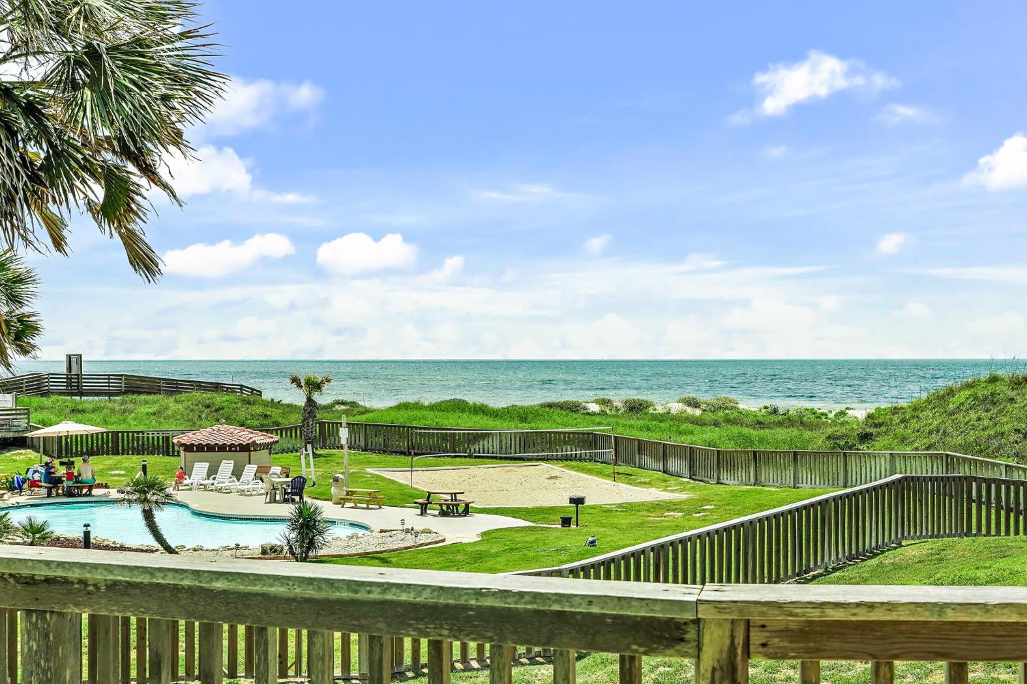 Apartment with Sea View photo 3