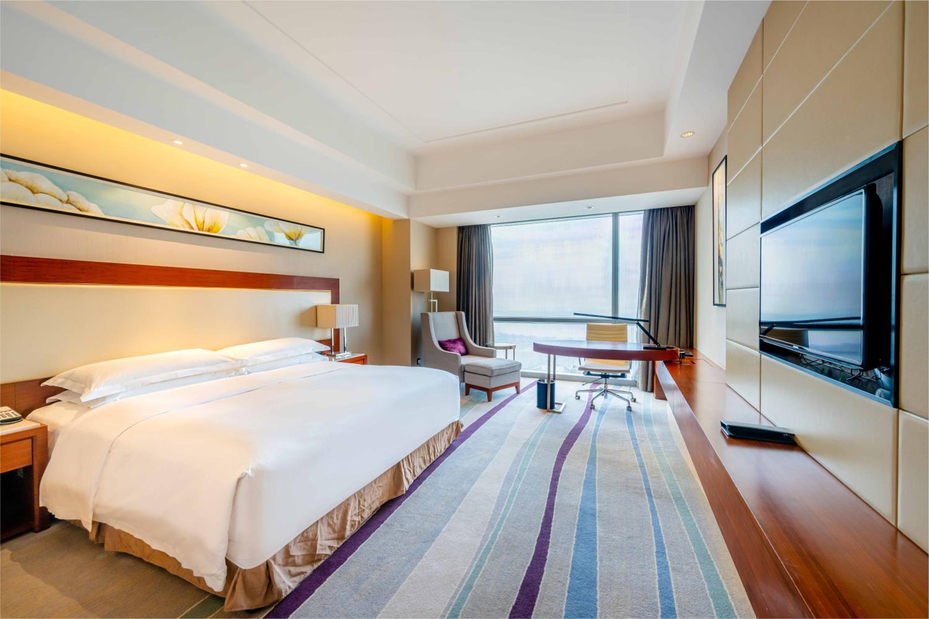 Standard Double Room with Lake View photo 2