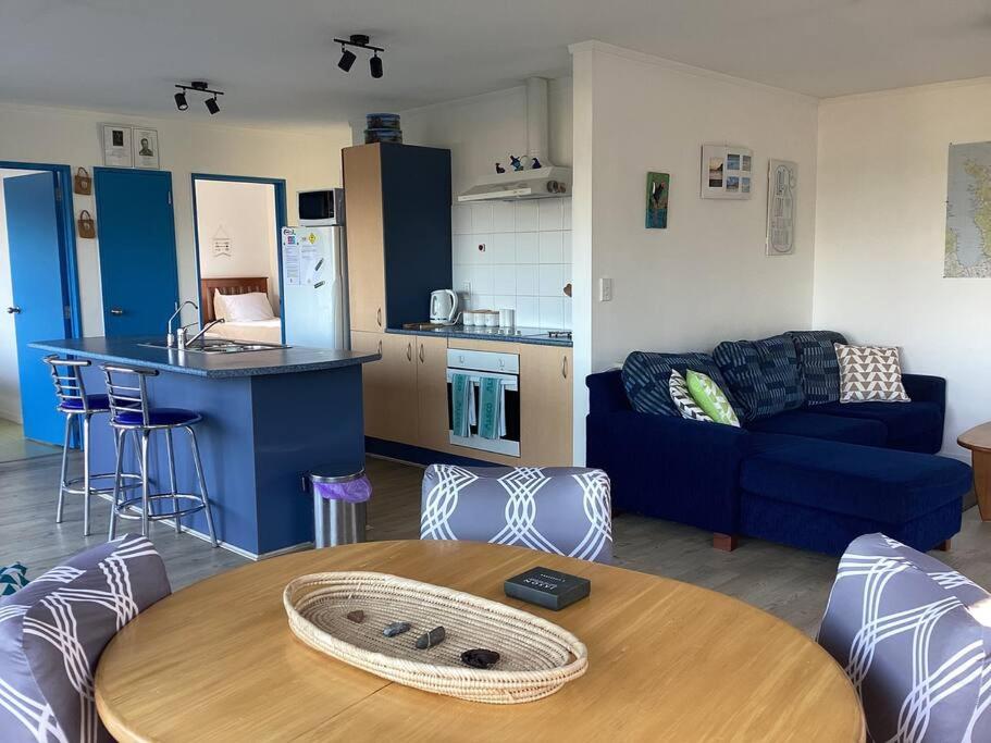 Two-Bedroom House photo 2