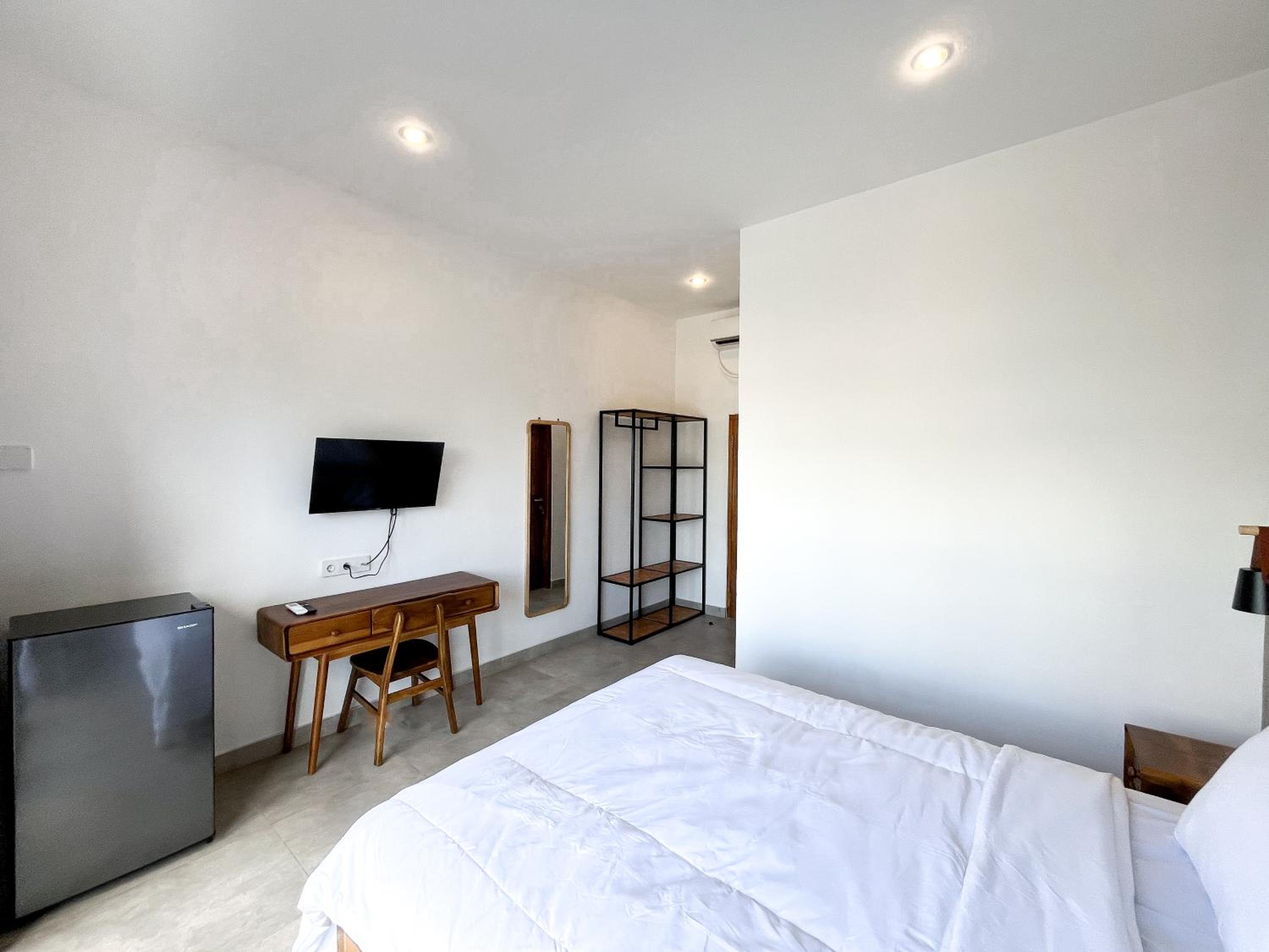 Deluxe Double Room with Pool View - Photo 2
