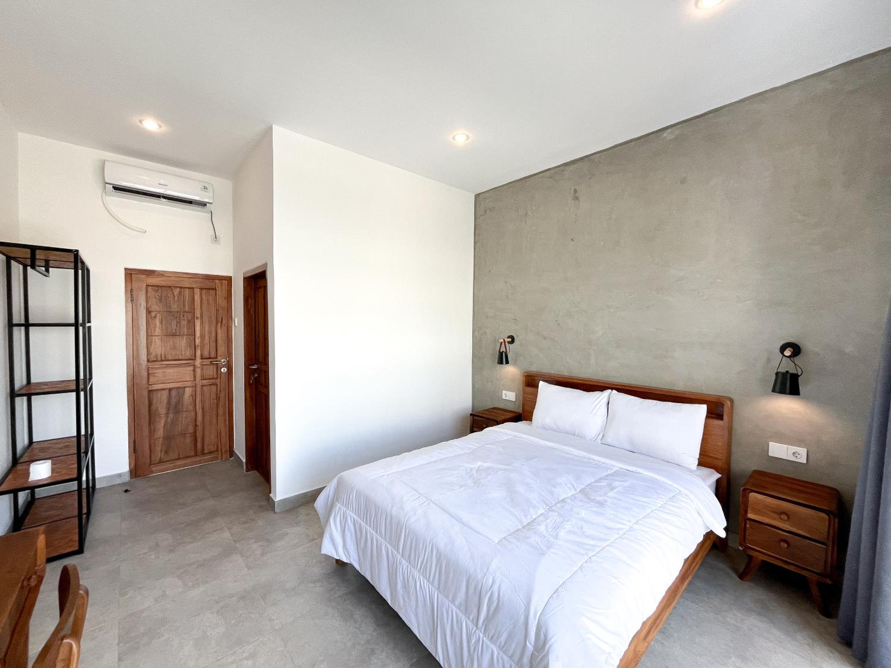 Deluxe Double Room with Pool View - Photo 3