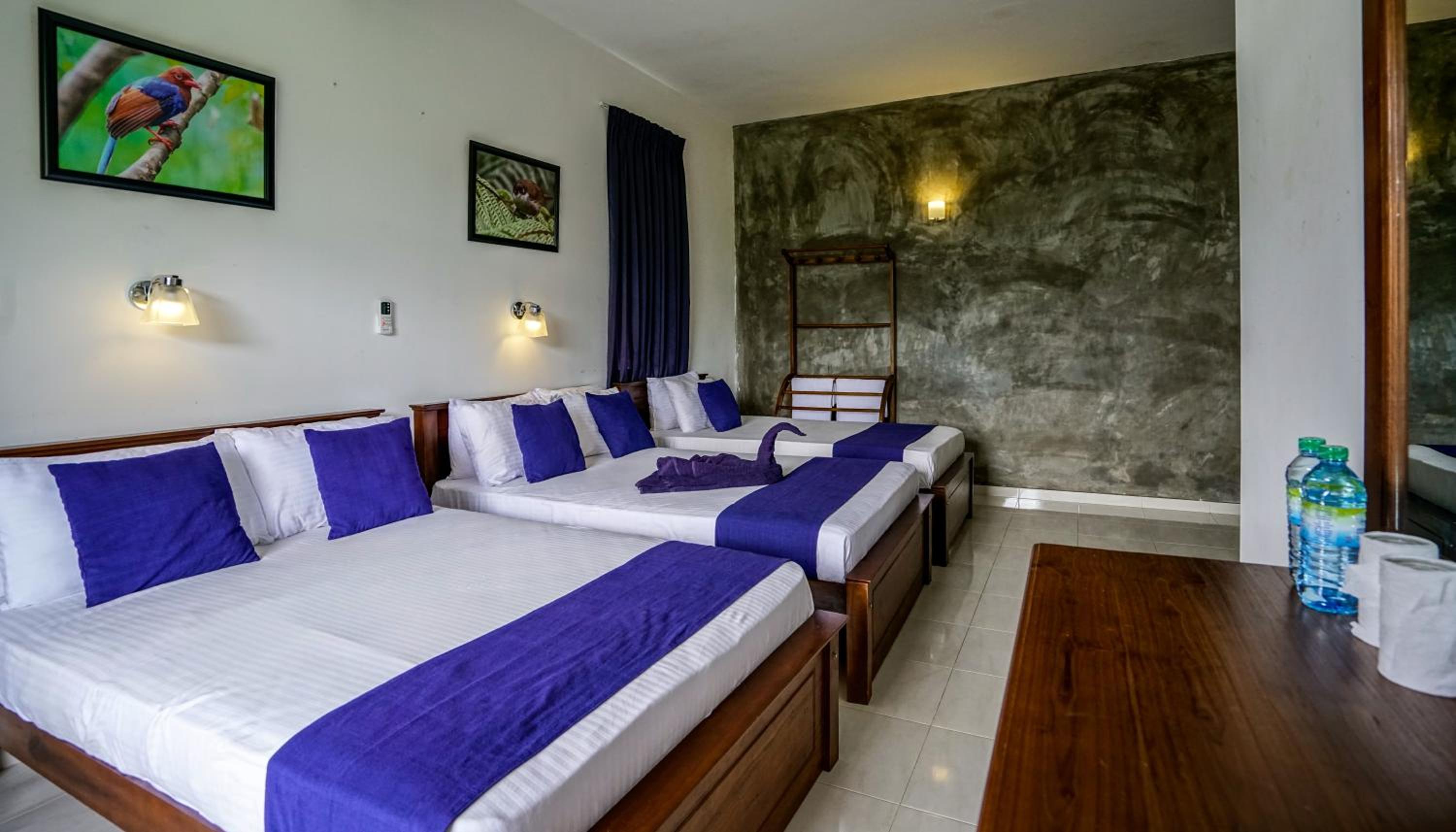 Triple Room With Mountain View