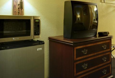King Room - Non-Smoking photo 3