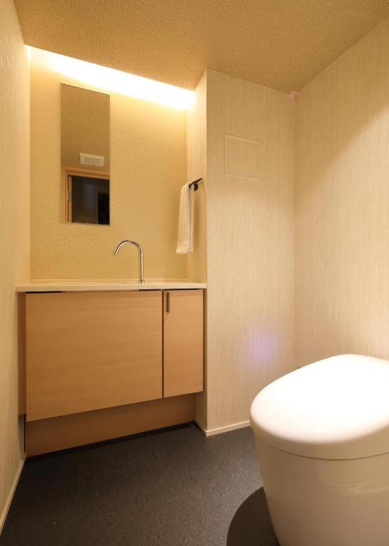 Quadruple Room - Photo 21