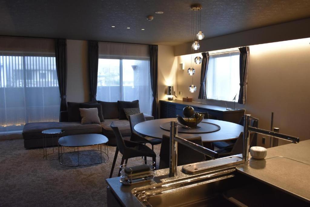 Two-Bedroom Suite - Photo 14