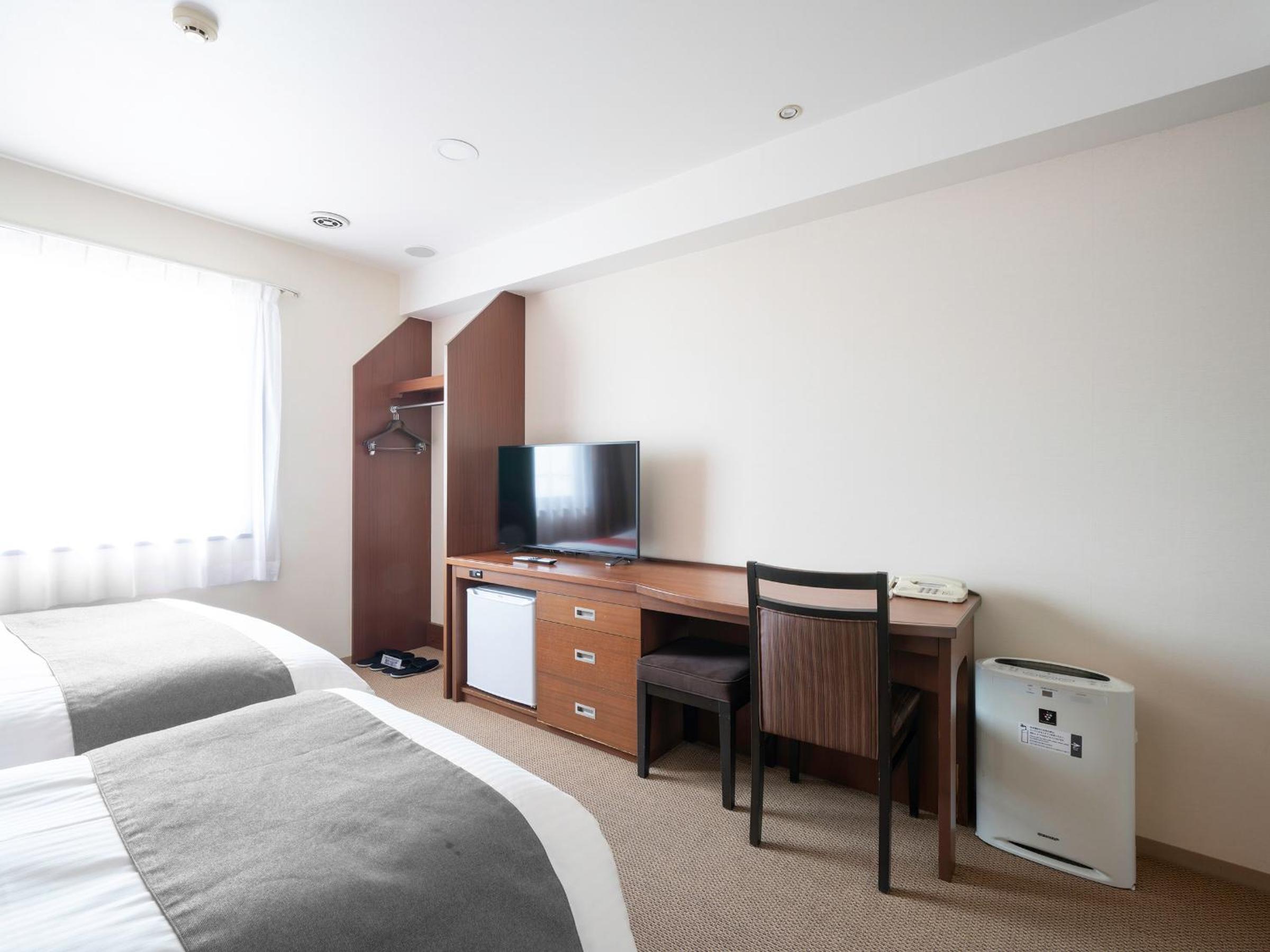 Double Room with Extra Bed - Non-Smoking - Photo 4