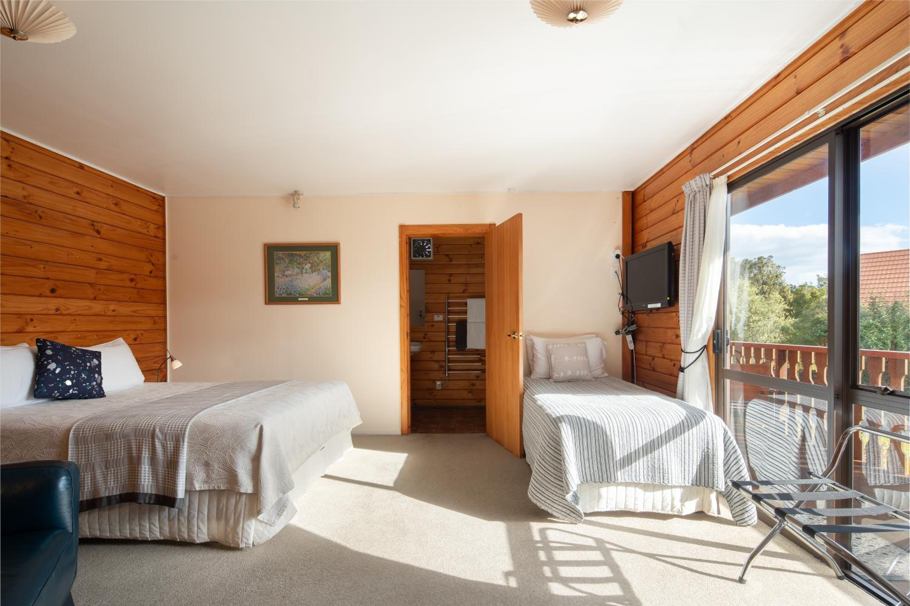 Twin/Double Room with Terrace