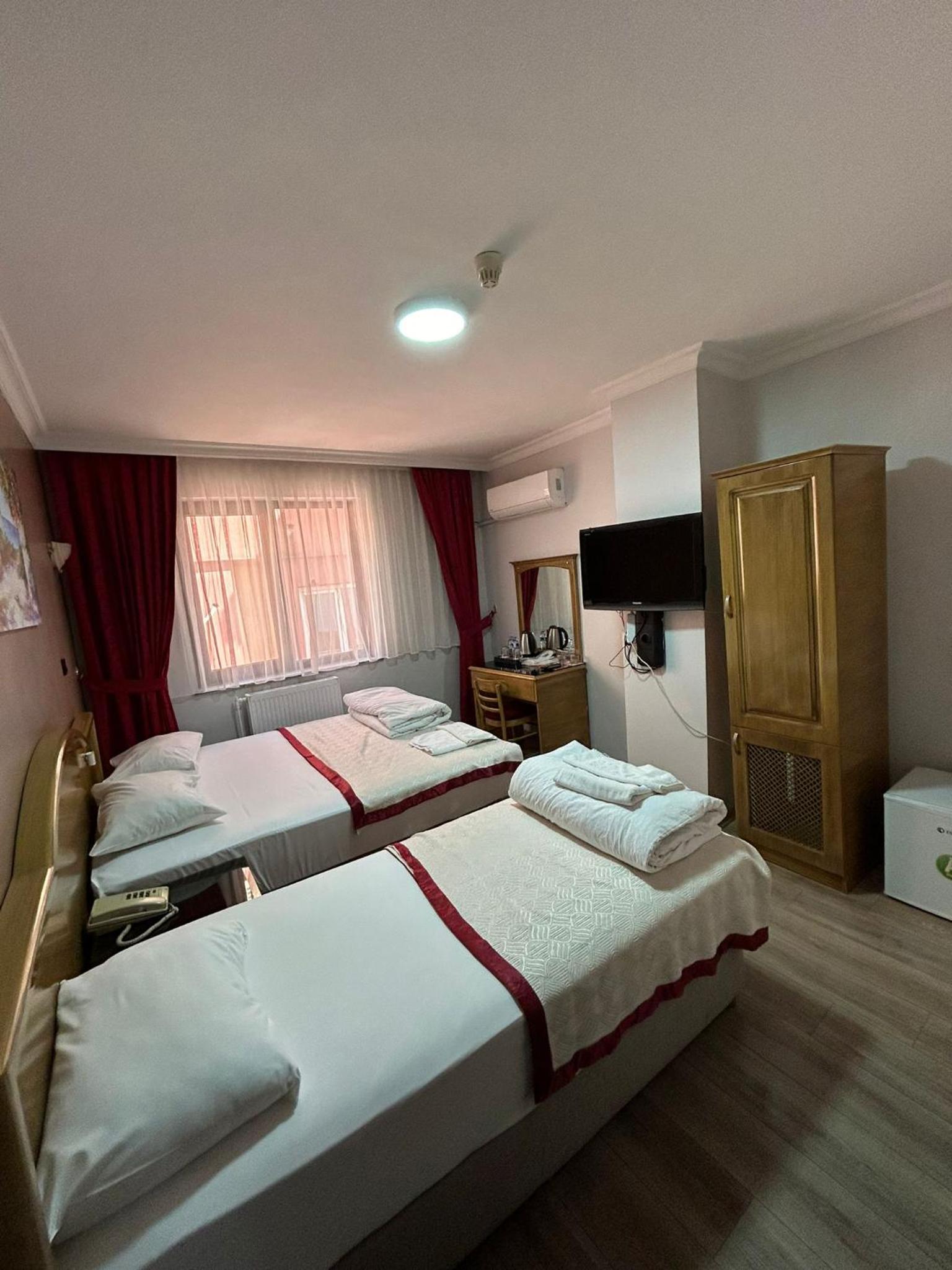 Standard Triple Room - Photo 1