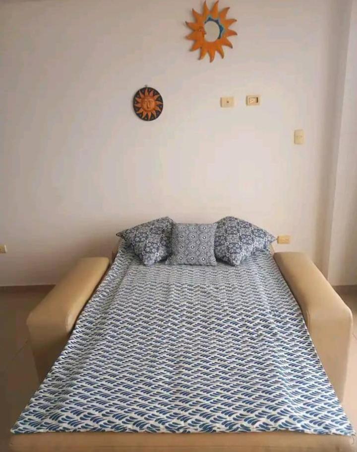 One-Bedroom Apartment photo 3