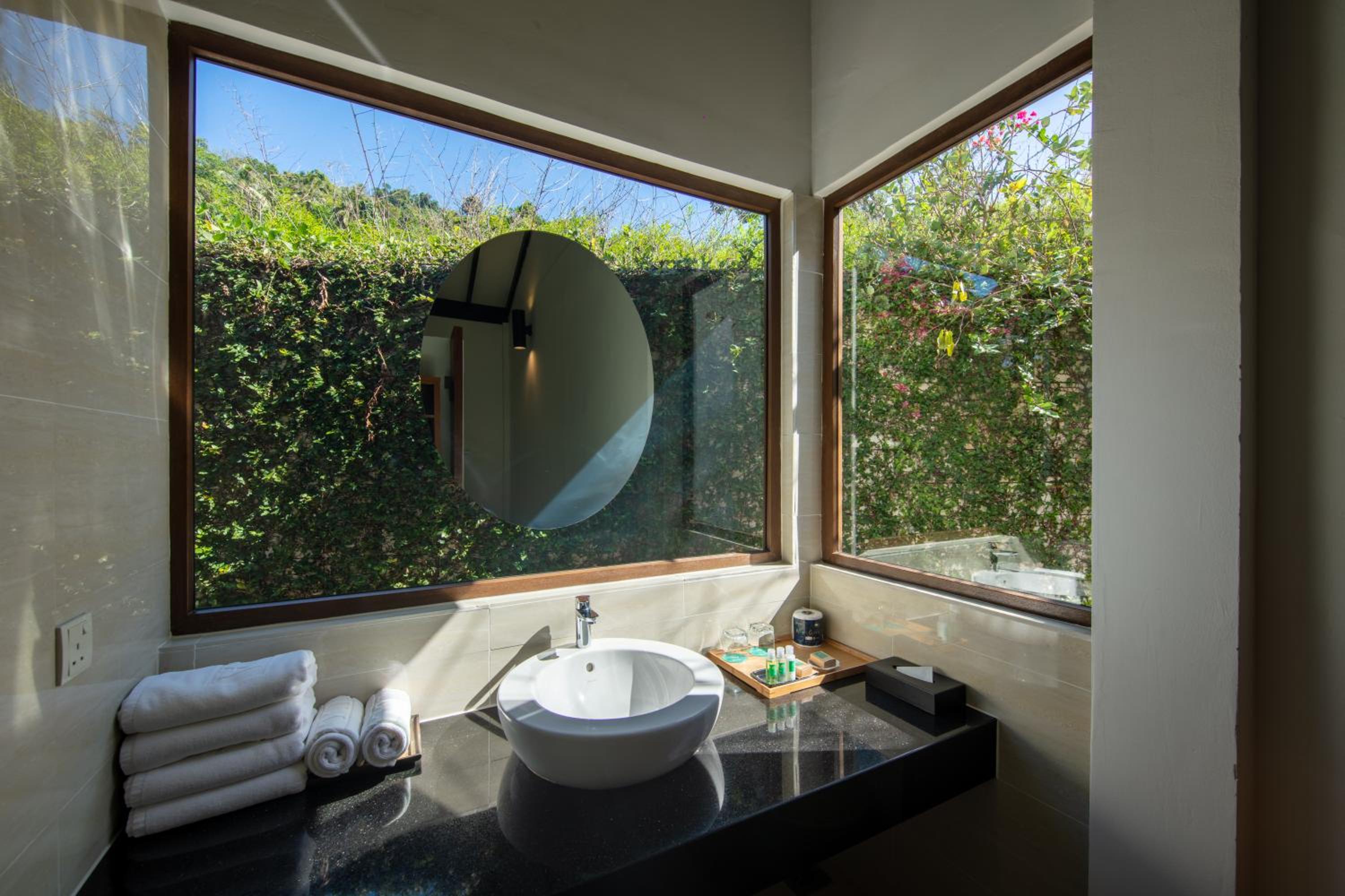 Two Bedrooms & Two Bathroom Family Villa photo 3