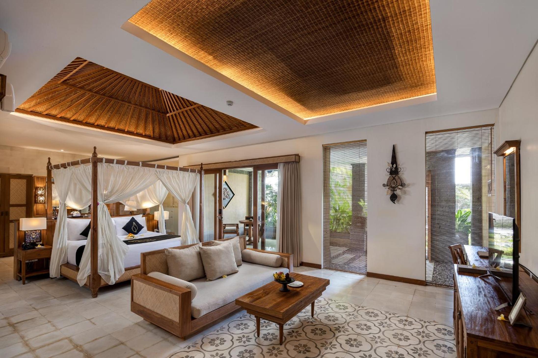 Suite Garden View with Spa Bath and   Daily Afternoon Tea