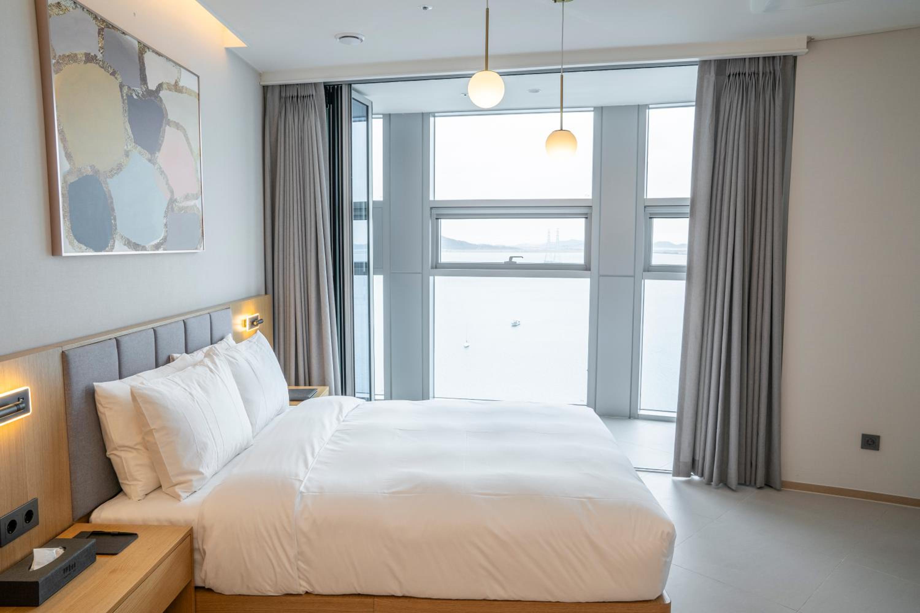 Silver Suite - Photo 1