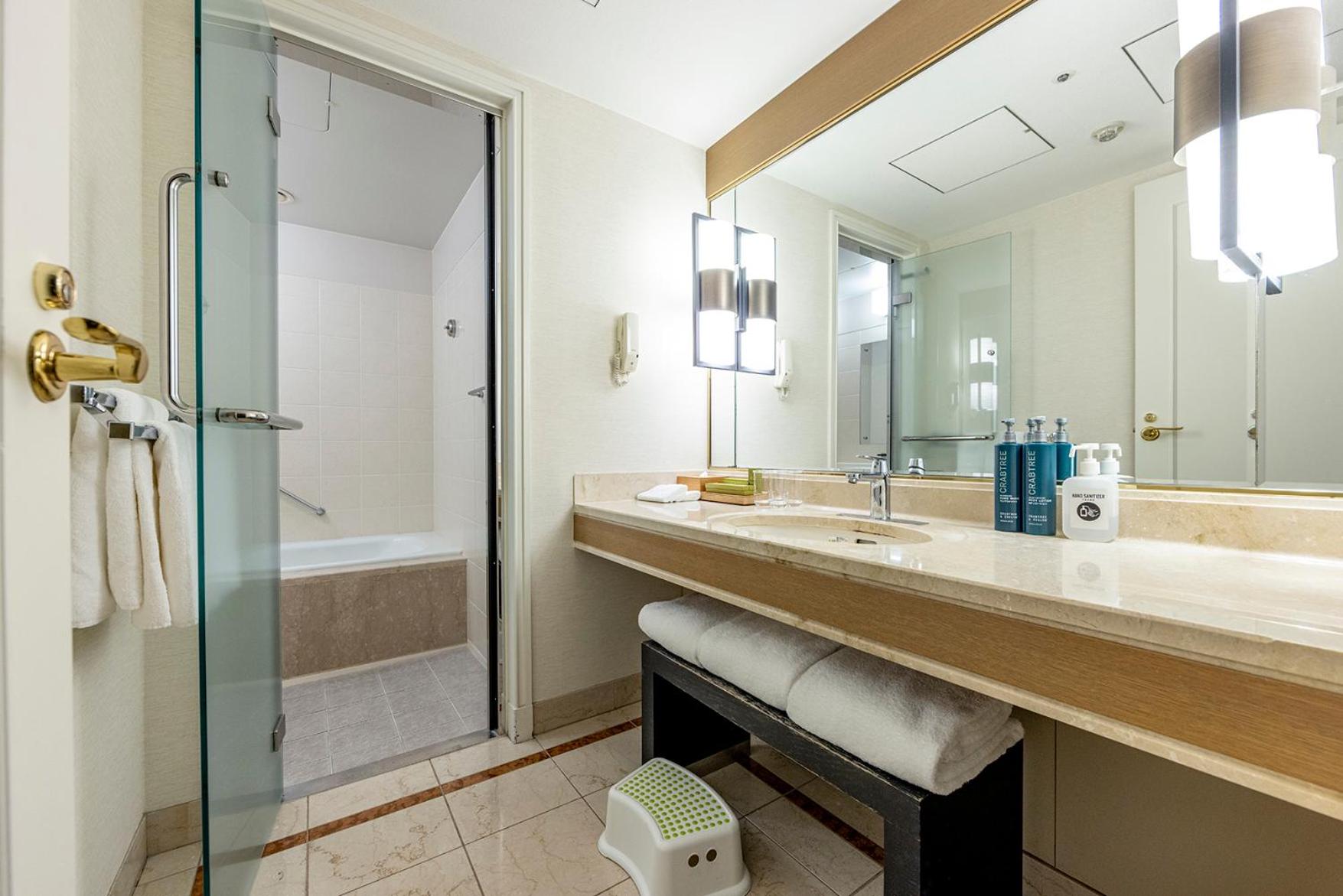 Deluxe Room with Tatami Area (6 Adults) - Photo 12